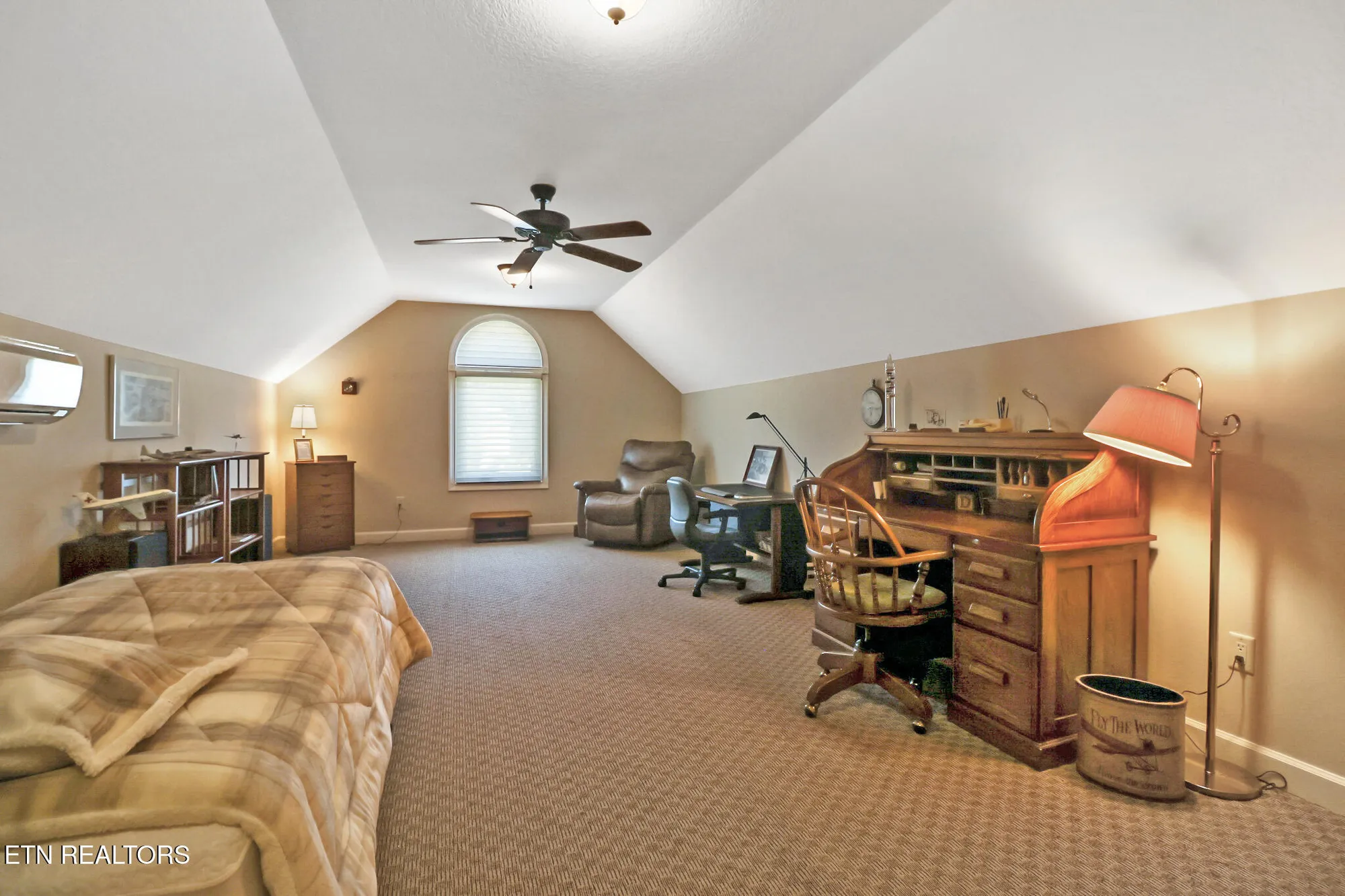 Property Slideshow image 38 of 48 | 104 hickory ridge ln, Crossville, TN, 38558