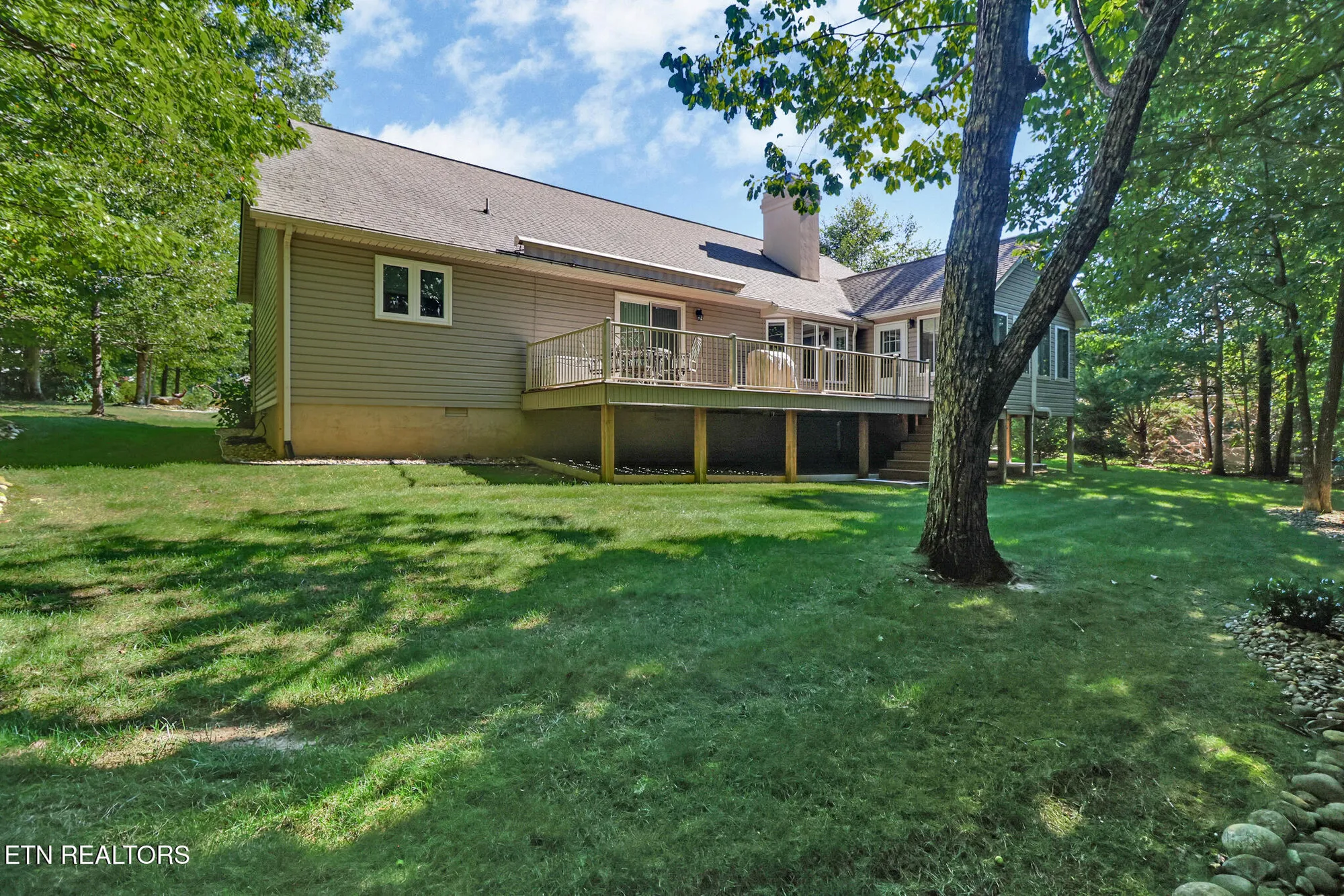 Property Slideshow image 42 of 48 | 104 hickory ridge ln, Crossville, TN, 38558