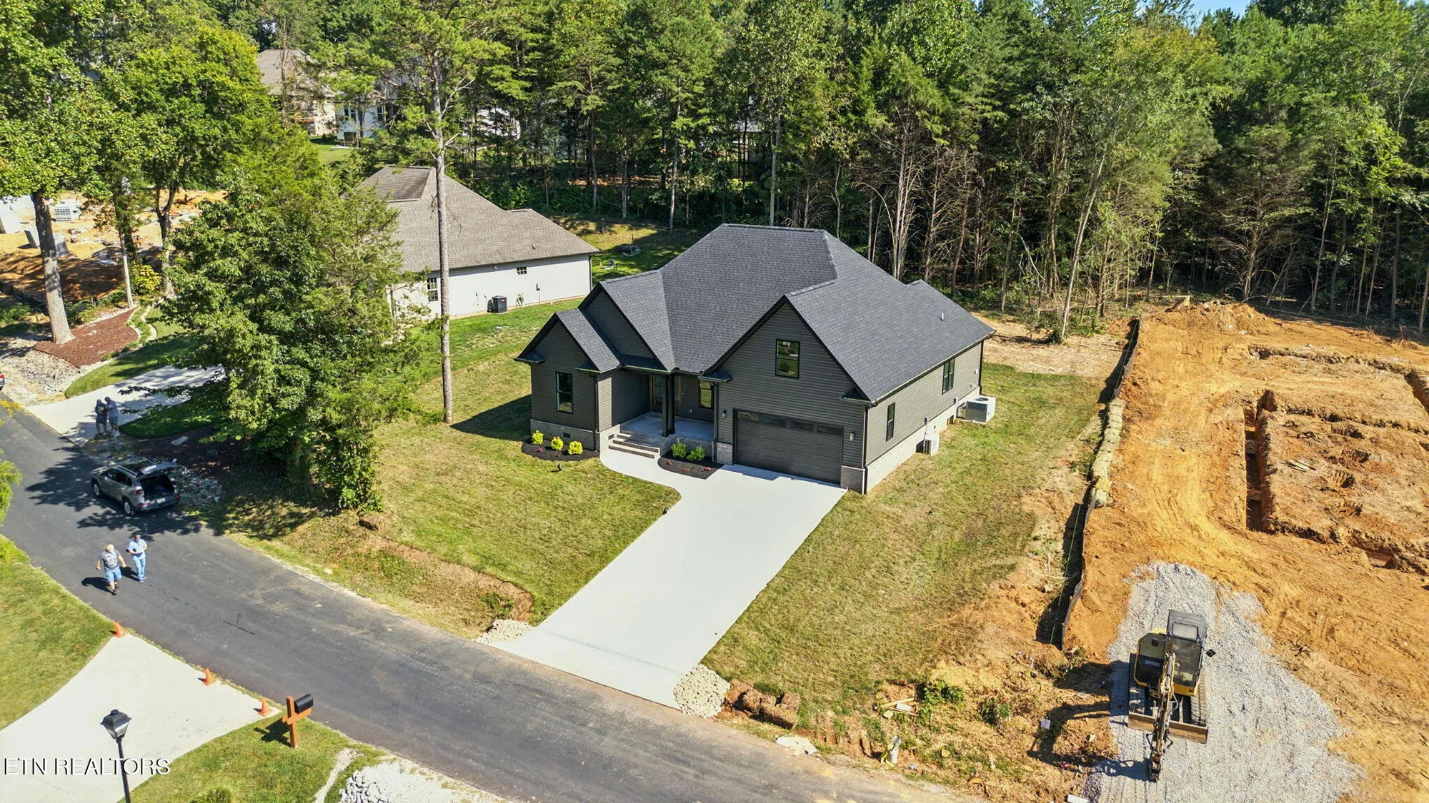 Property Slideshow image 33 of 38 | 121 inagehi way, Loudon, TN, 37774