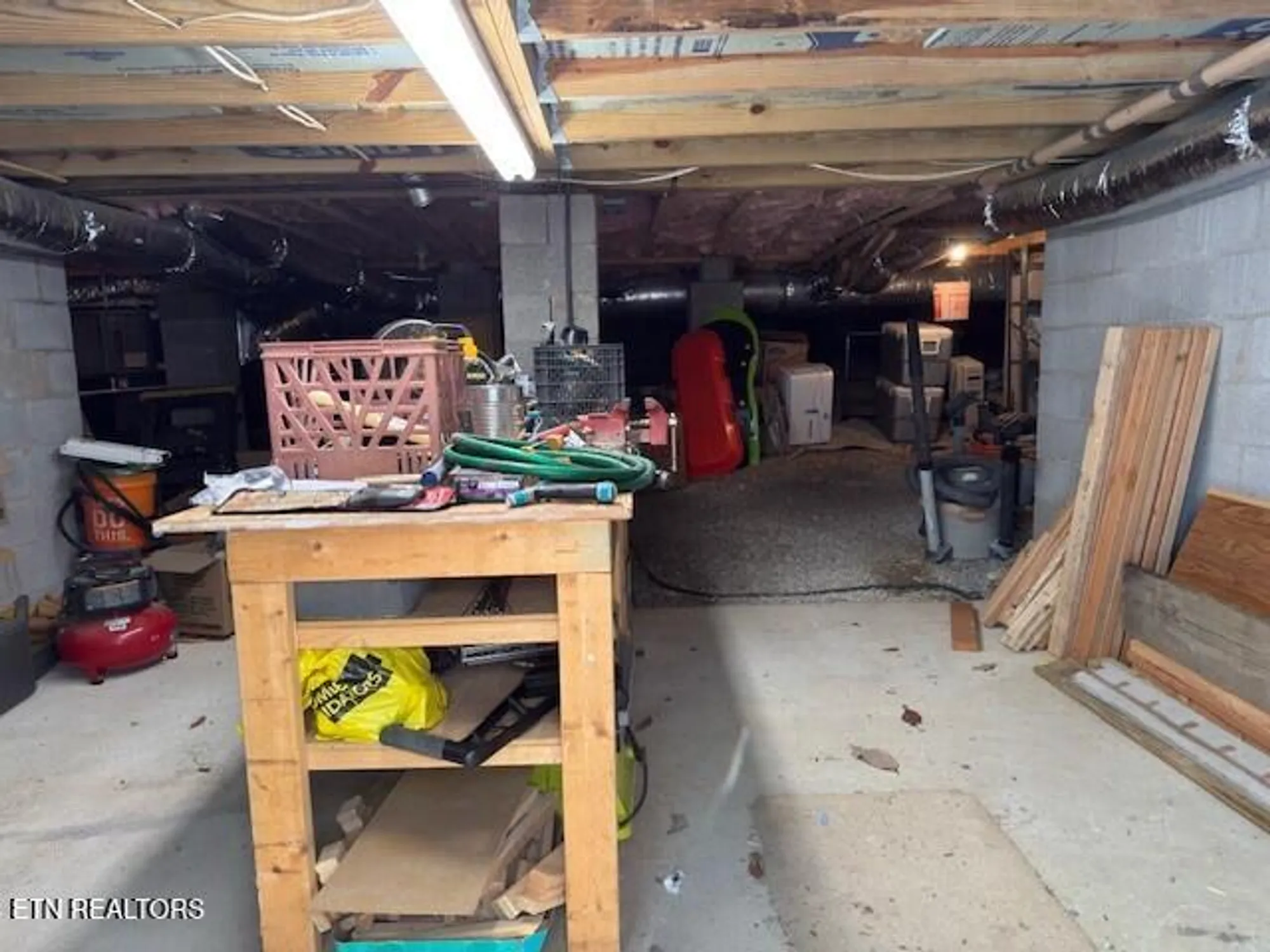 Property Slideshow image 36 of 38 | 21 rolling green ct, Crossville, TN, 38558