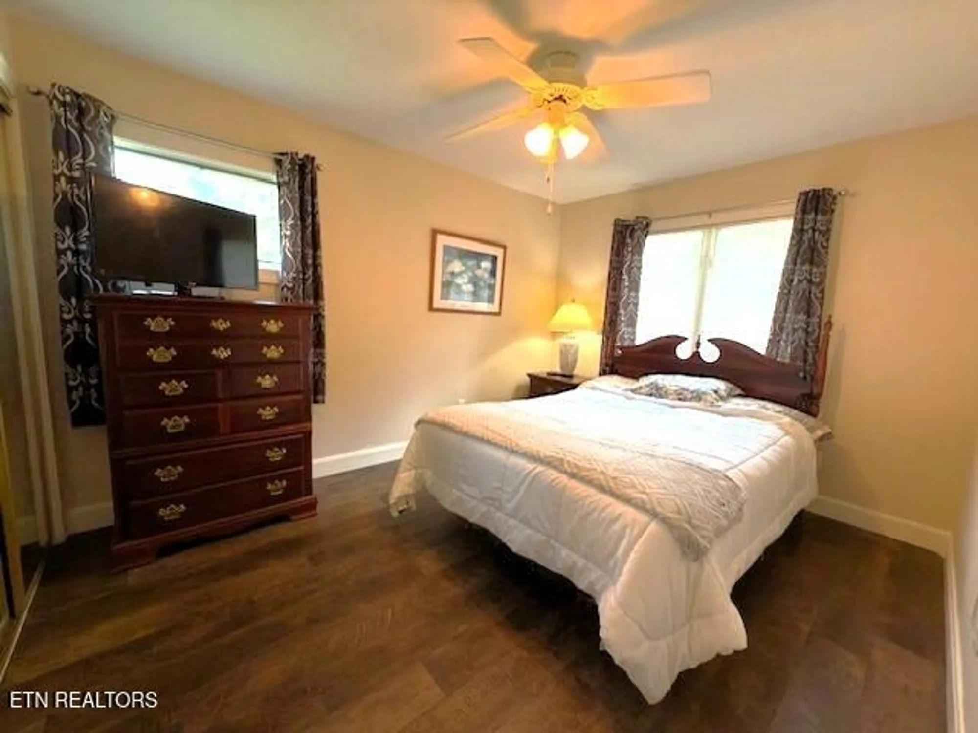 Property Slideshow image 16 of 38 | 21 rolling green ct, Crossville, TN, 38558