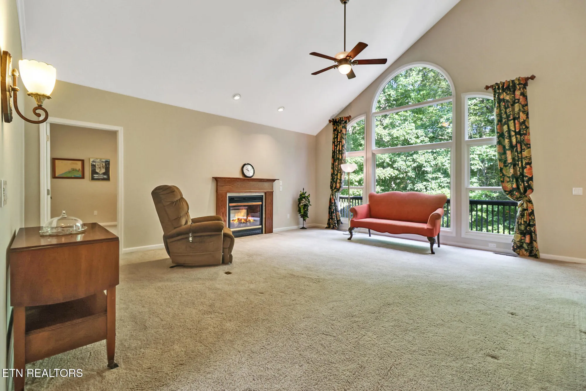 Property Slideshow image 7 of 53 | 123 lafayette pt apt 1, Crossville, TN, 38558