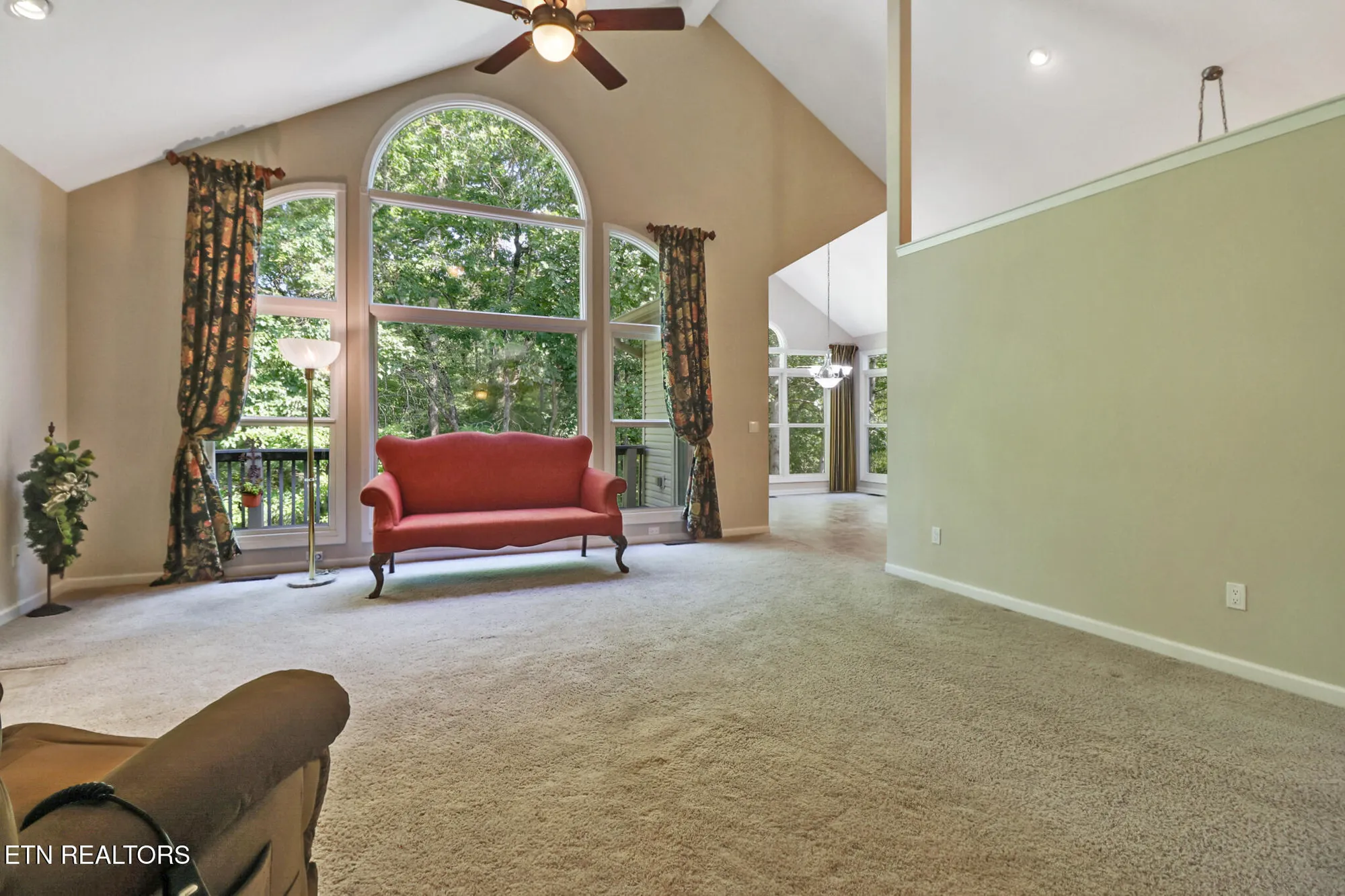 Property Slideshow image 10 of 53 | 123 lafayette pt apt 1, Crossville, TN, 38558