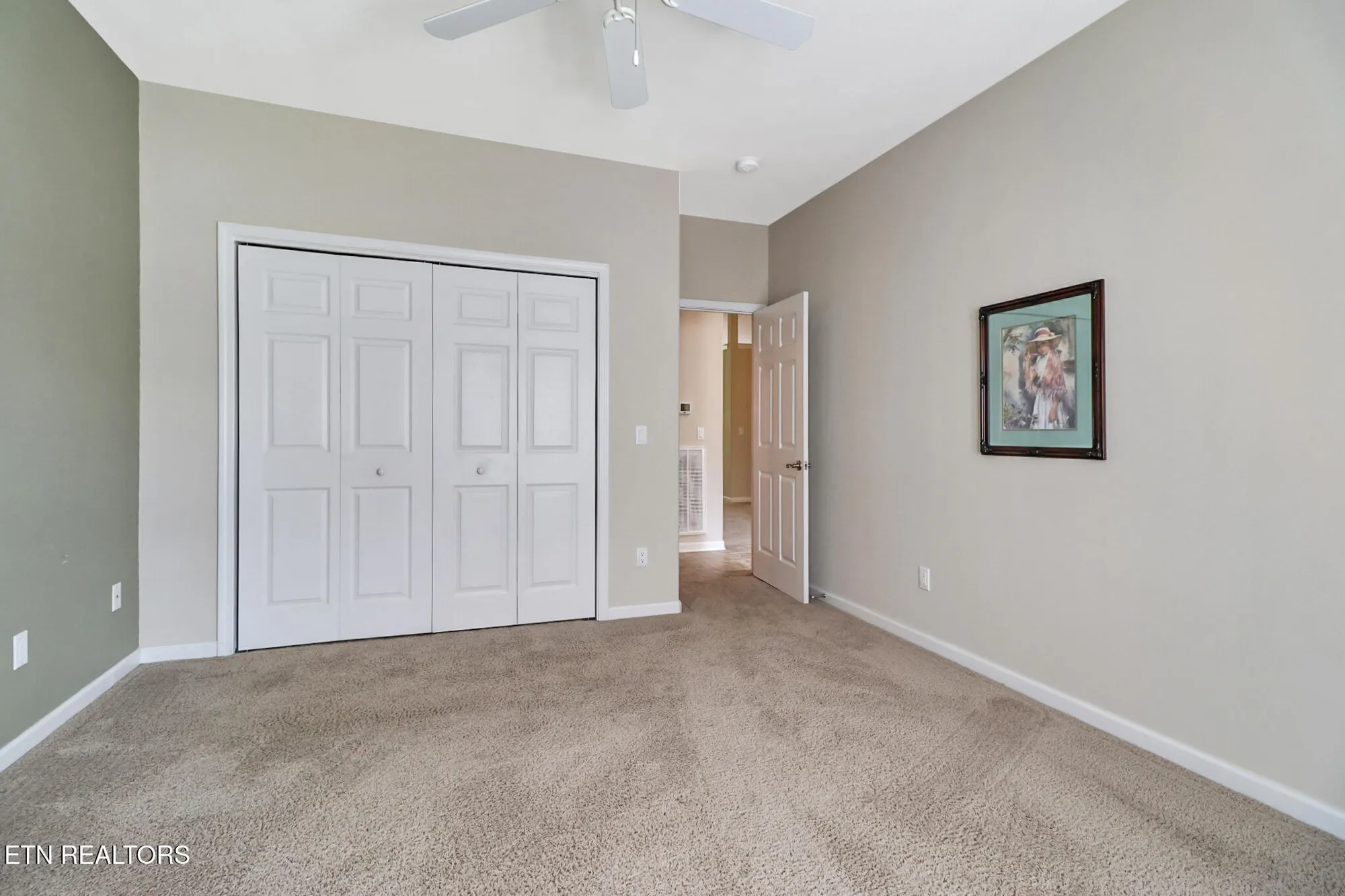 Property Slideshow image 30 of 53 | 123 lafayette pt apt 1, Crossville, TN, 38558