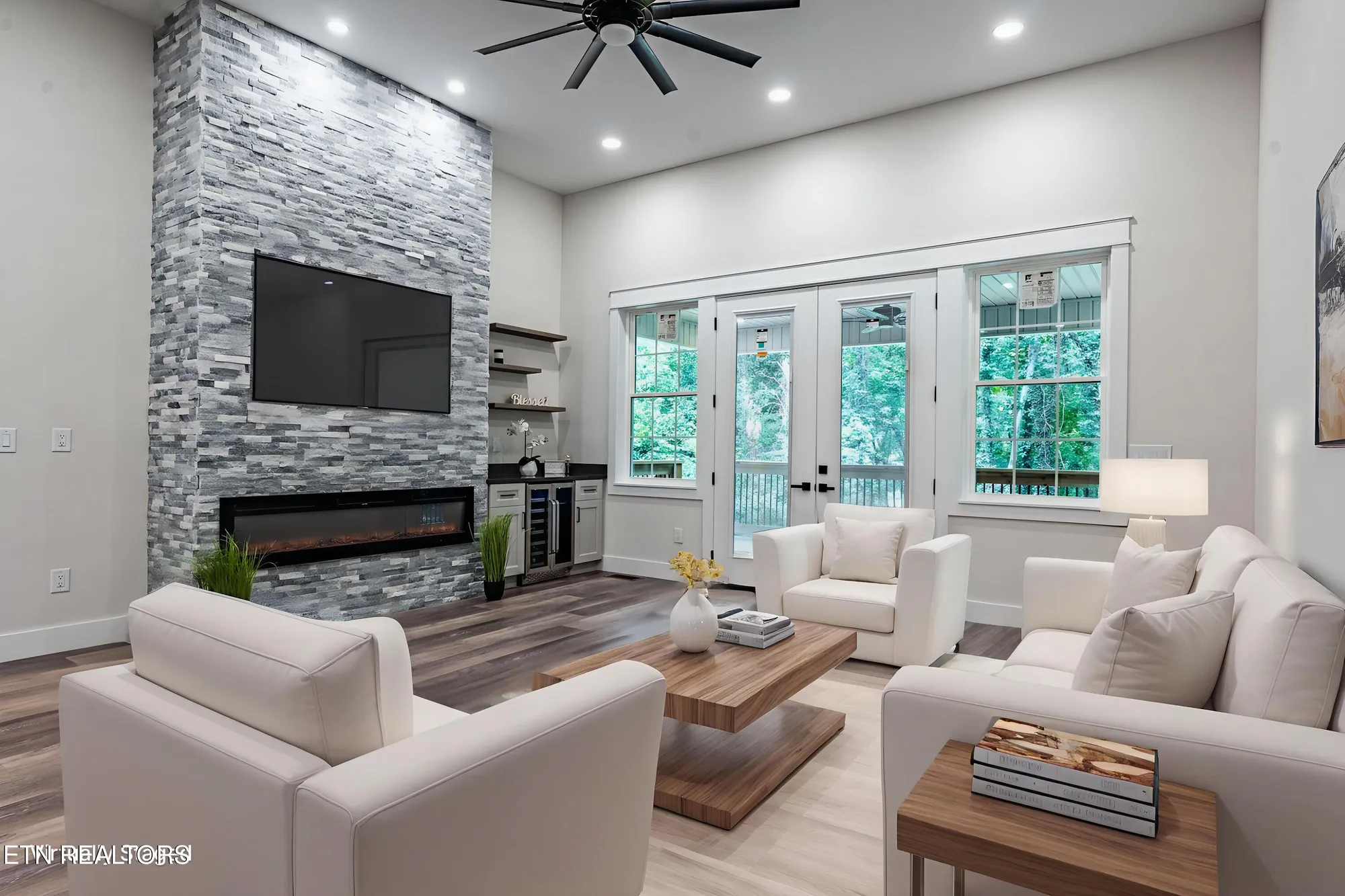 Property Slideshow image 24 of 60 | 222 oostanali way, Loudon, TN, 37774