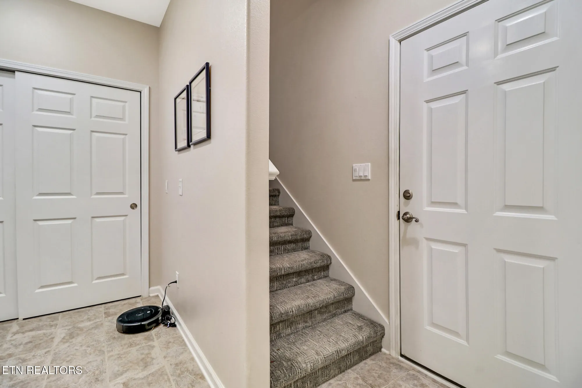 Property Slideshow image 35 of 53 | 123 lafayette pt apt 1, Crossville, TN, 38558
