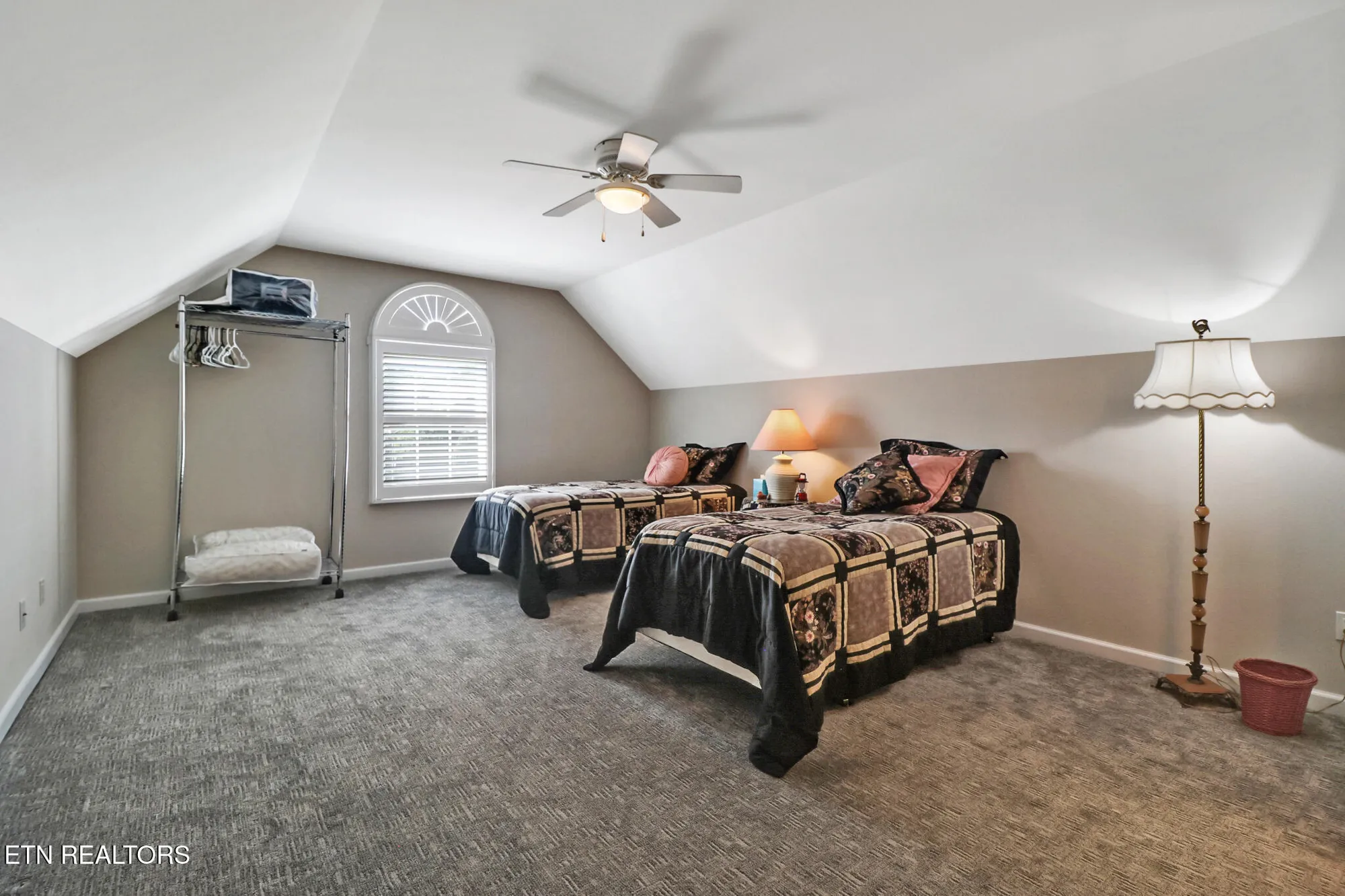 Property Slideshow image 36 of 53 | 123 lafayette pt apt 1, Crossville, TN, 38558