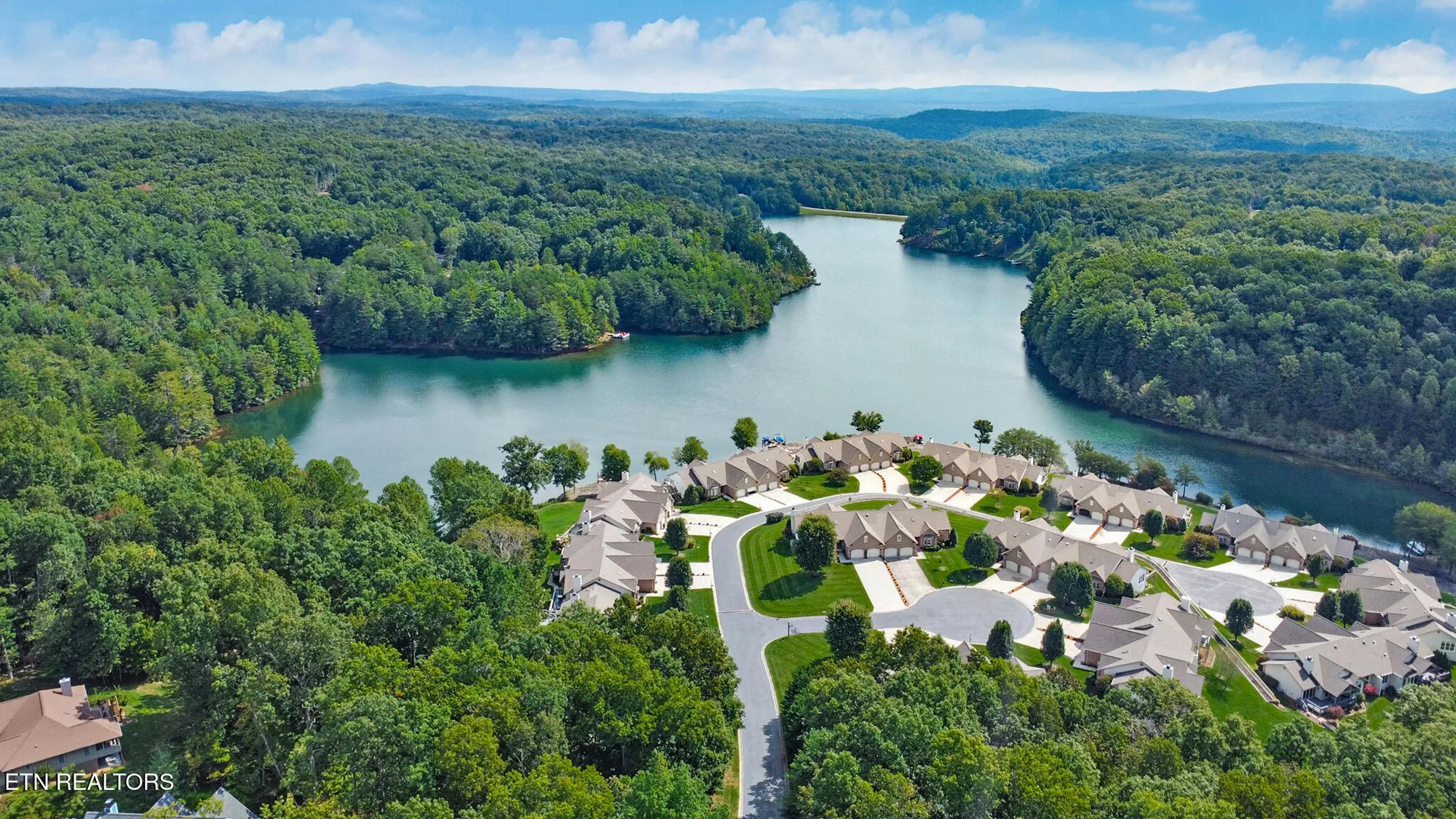 Property Slideshow image 46 of 53 | 123 lafayette pt apt 1, Crossville, TN, 38558