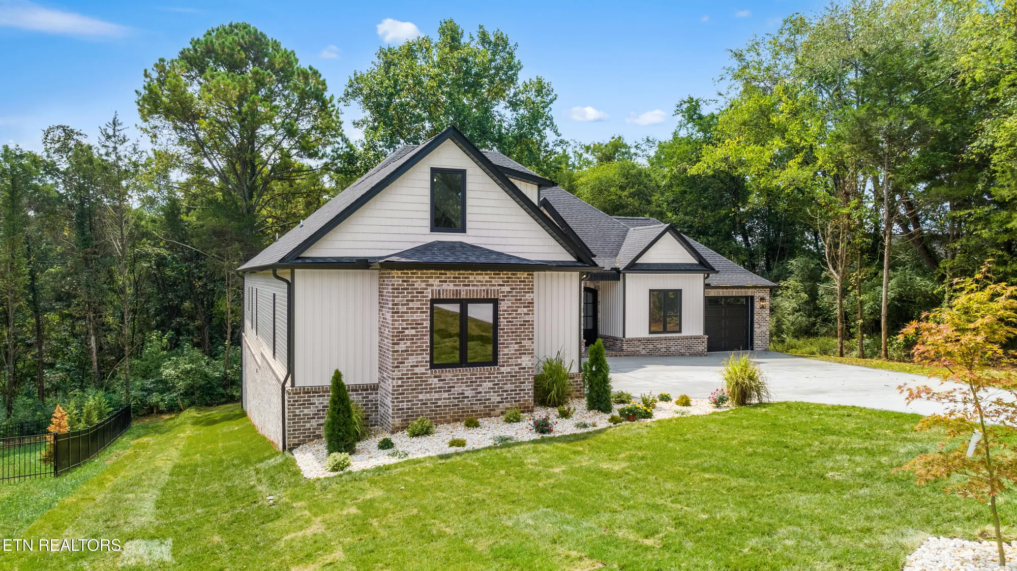 Property Slideshow image 49 of 52 | 222 yona way, Loudon, TN, 37774