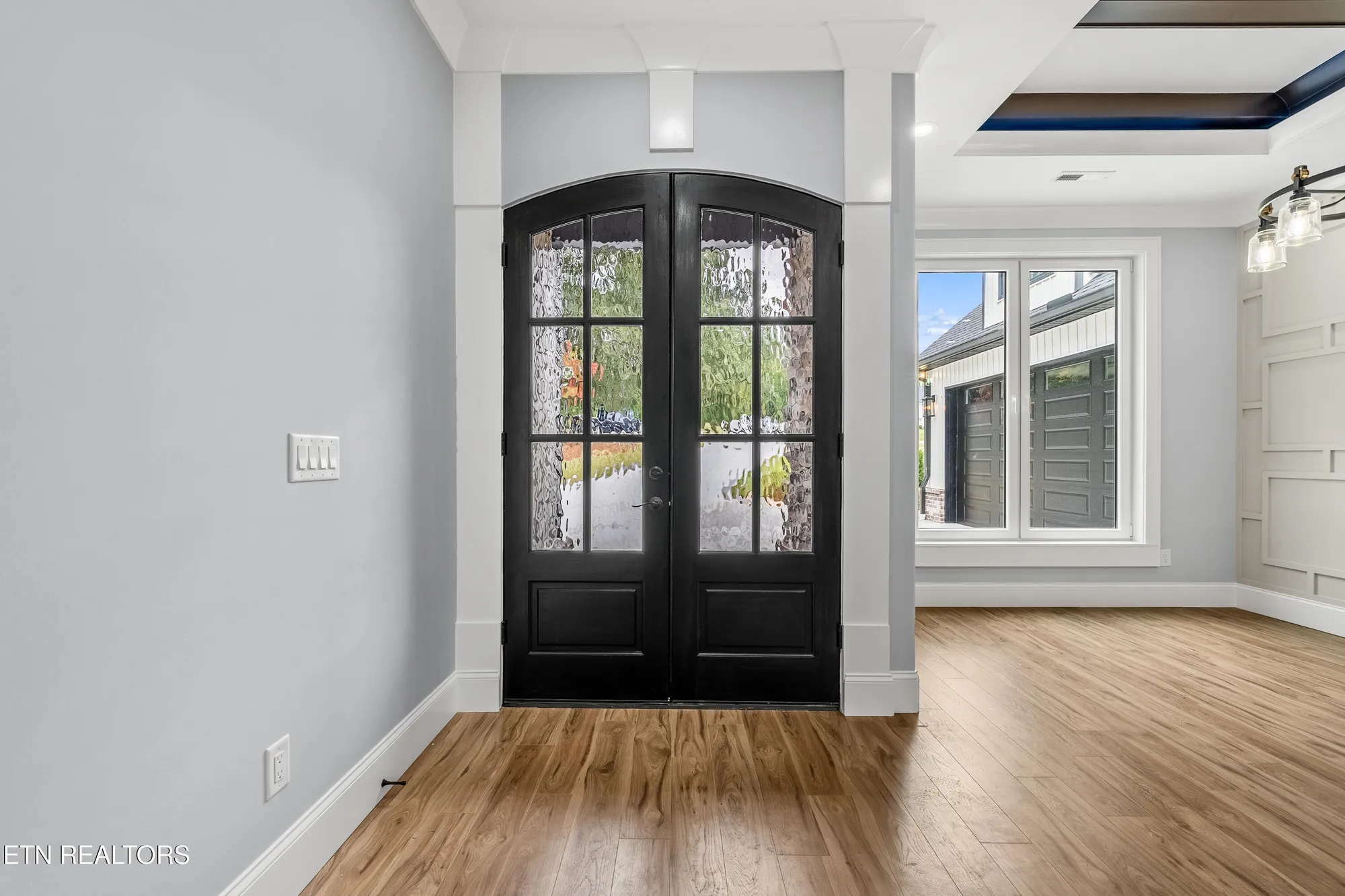 Property Slideshow image 6 of 52 | 222 yona way, Loudon, TN, 37774