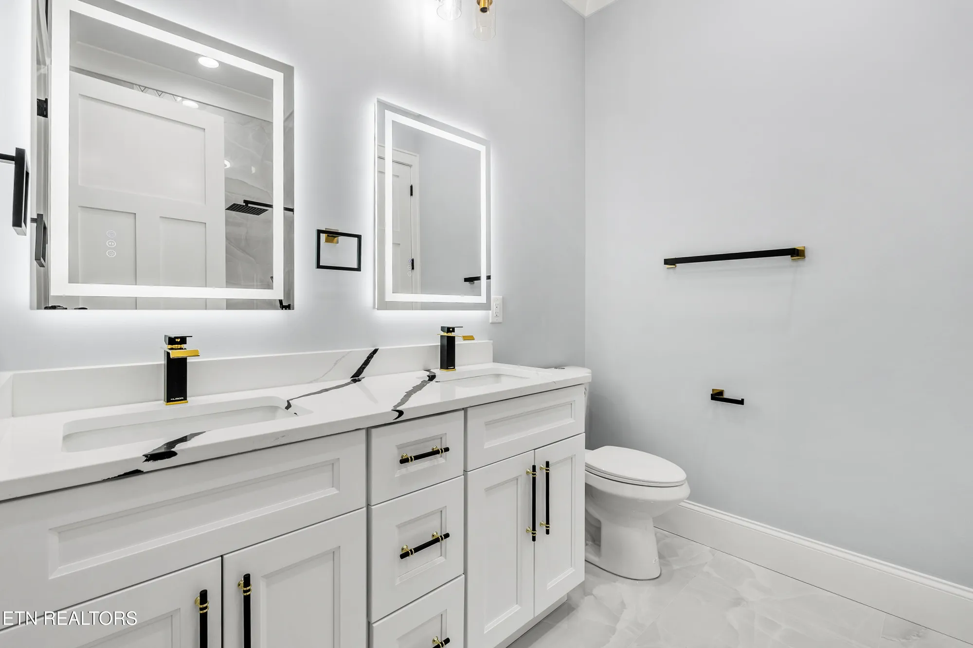 Property Slideshow image 24 of 52 | 222 yona way, Loudon, TN, 37774