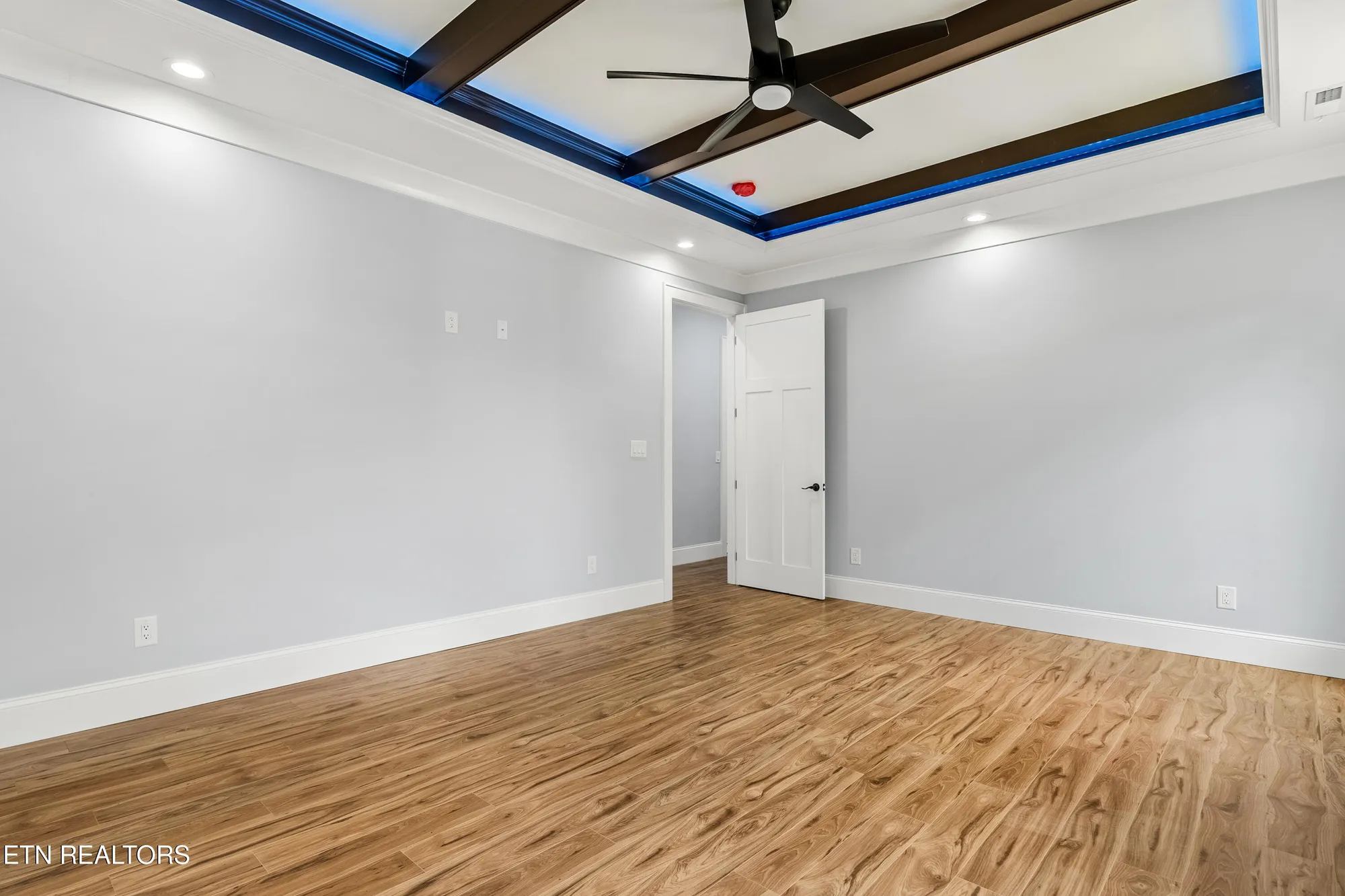Property Slideshow image 33 of 52 | 222 yona way, Loudon, TN, 37774