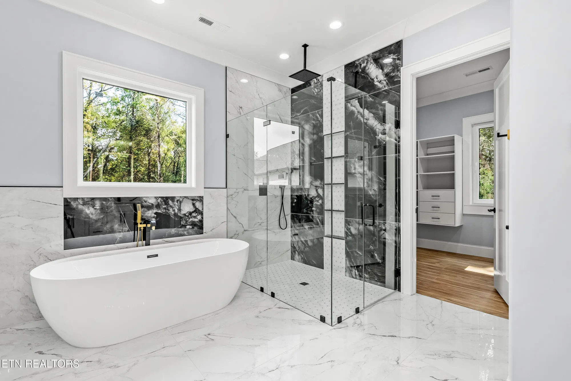 Property Slideshow image 35 of 52 | 222 yona way, Loudon, TN, 37774
