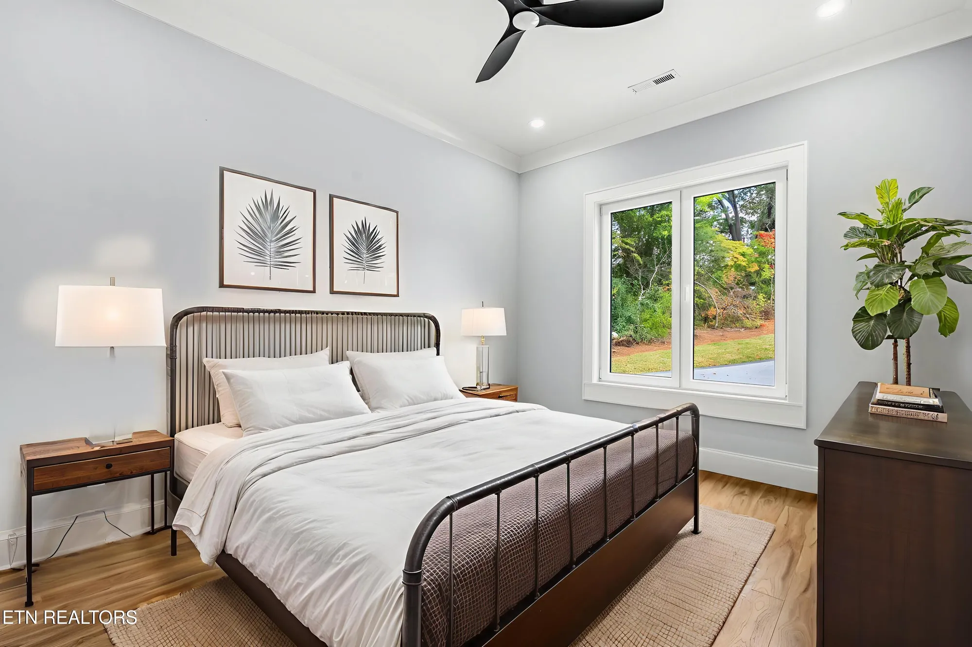 Property Slideshow image 21 of 52 | 222 yona way, Loudon, TN, 37774