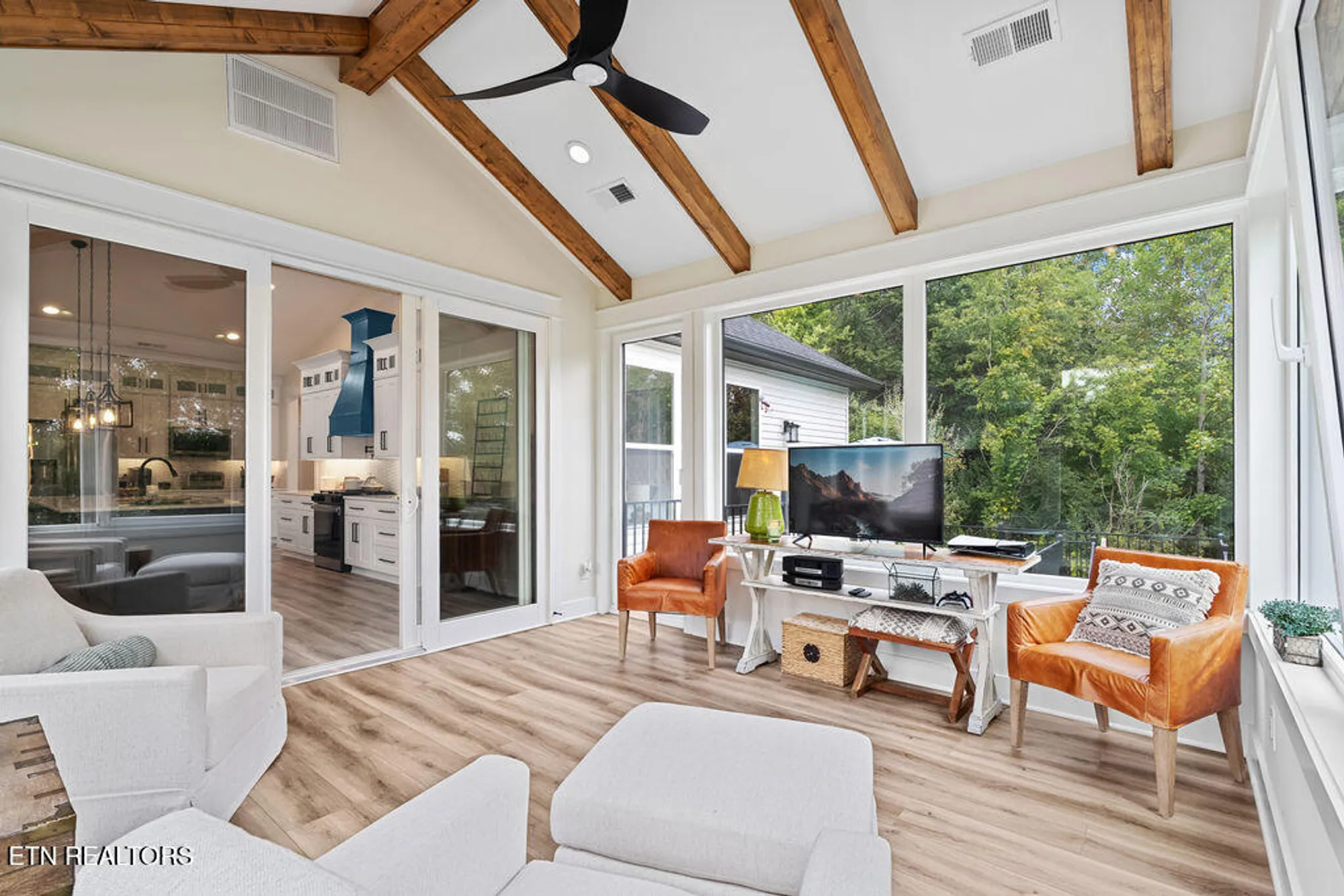 Property Slideshow image 18 of 44 | 213 nuhya trce, Loudon, TN, 37774