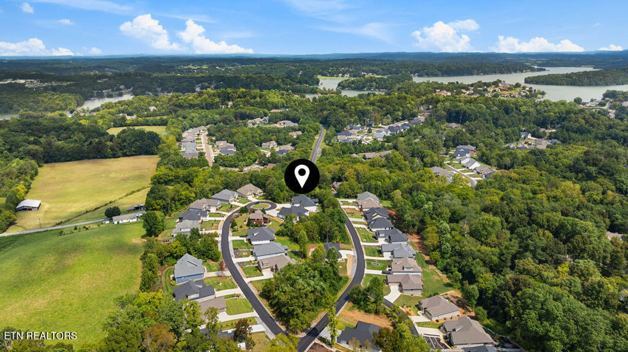 Property Slideshow image 42 of 44 | 213 nuhya trce, Loudon, TN, 37774