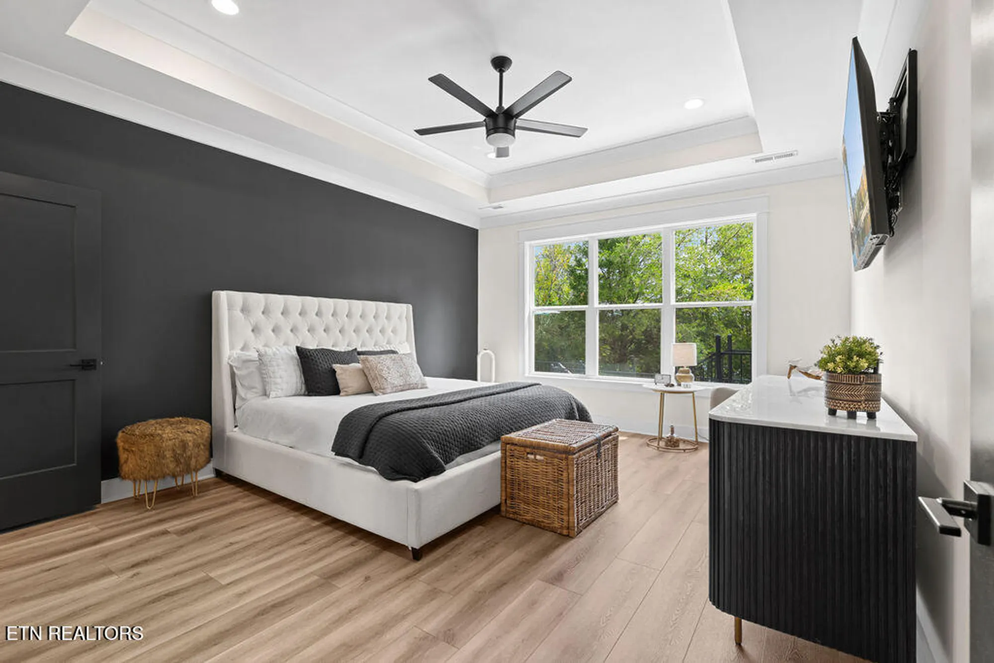 Property Slideshow image 23 of 44 | 213 nuhya trce, Loudon, TN, 37774