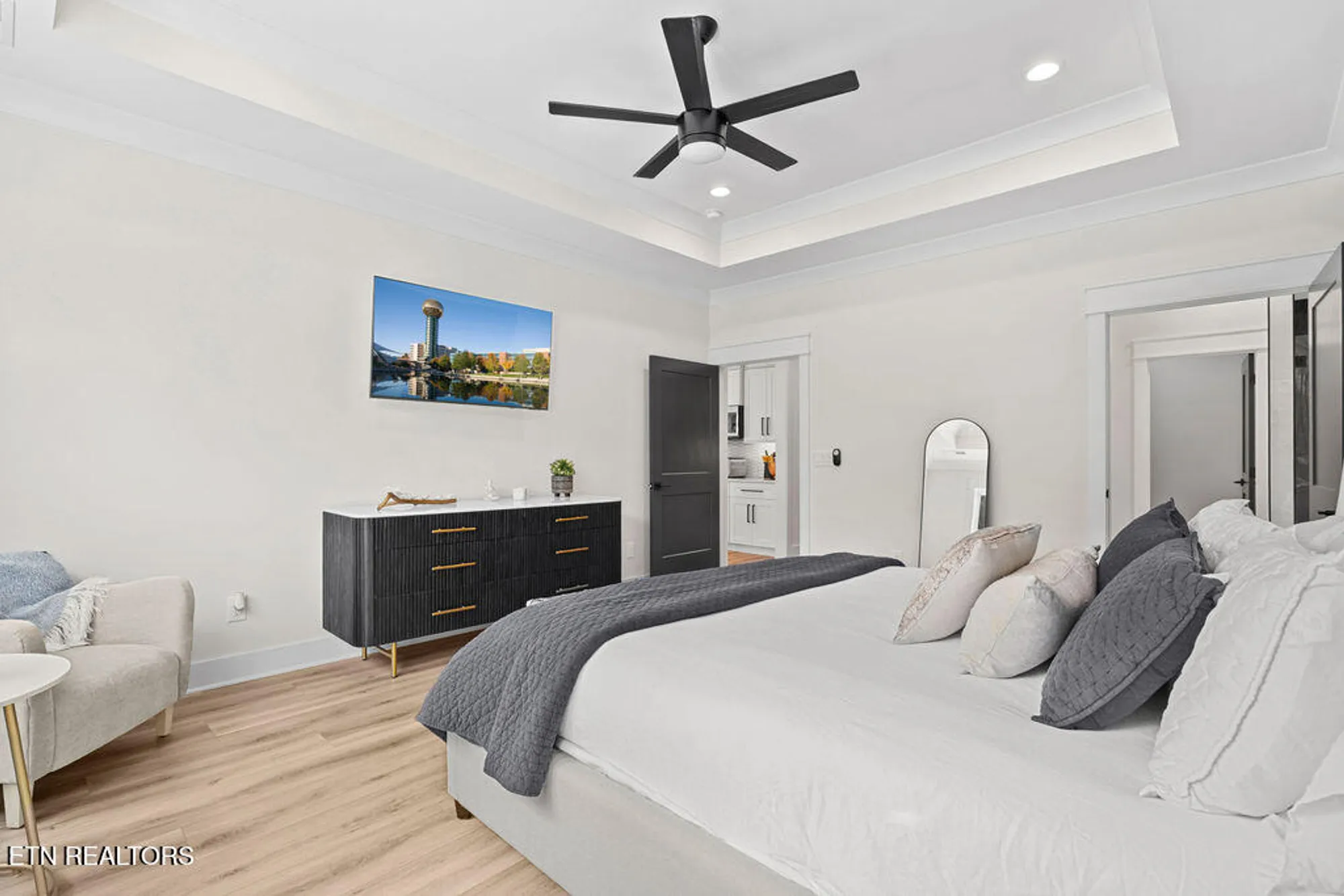 Property Slideshow image 24 of 44 | 213 nuhya trce, Loudon, TN, 37774
