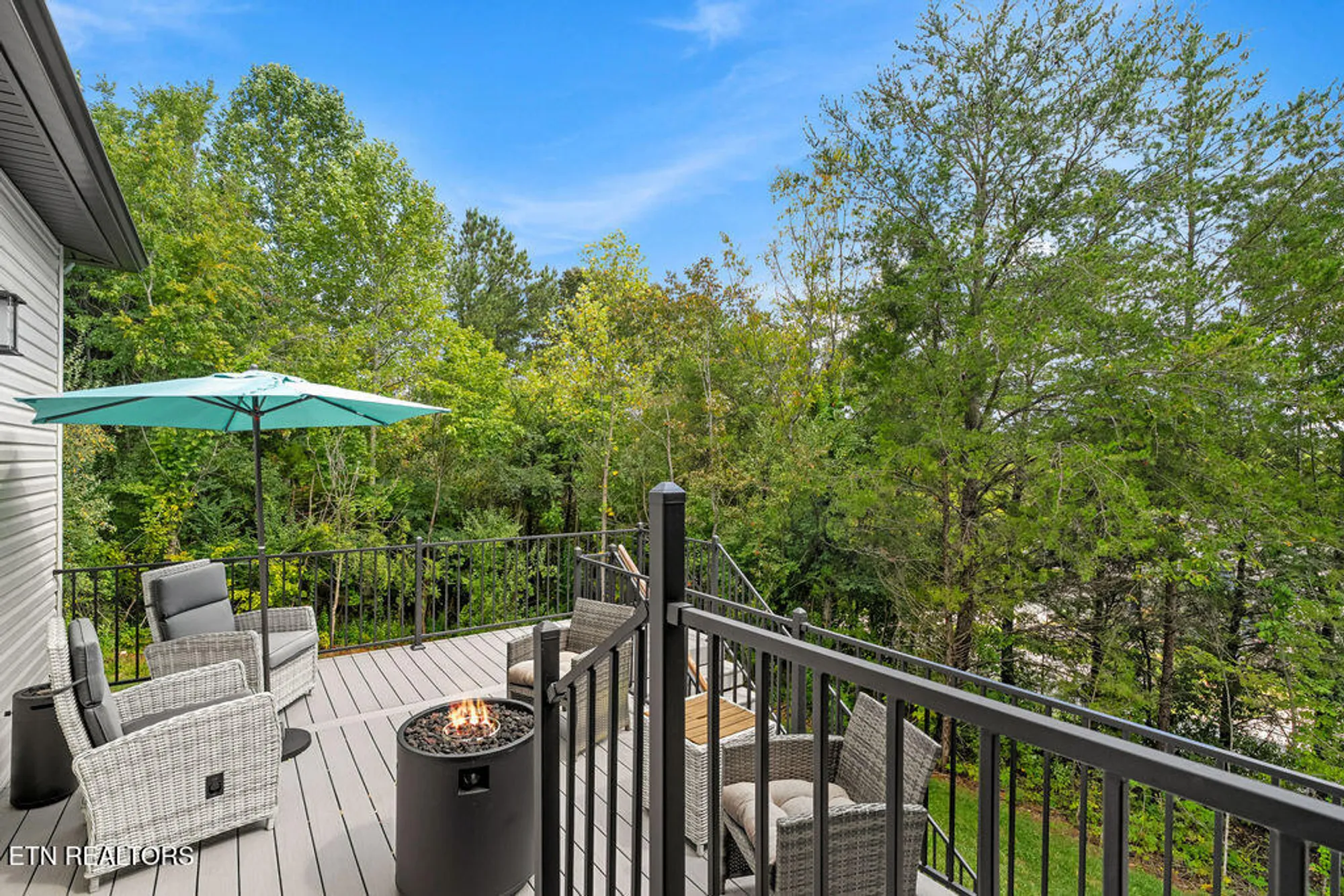 Property Slideshow image 21 of 44 | 213 nuhya trce, Loudon, TN, 37774