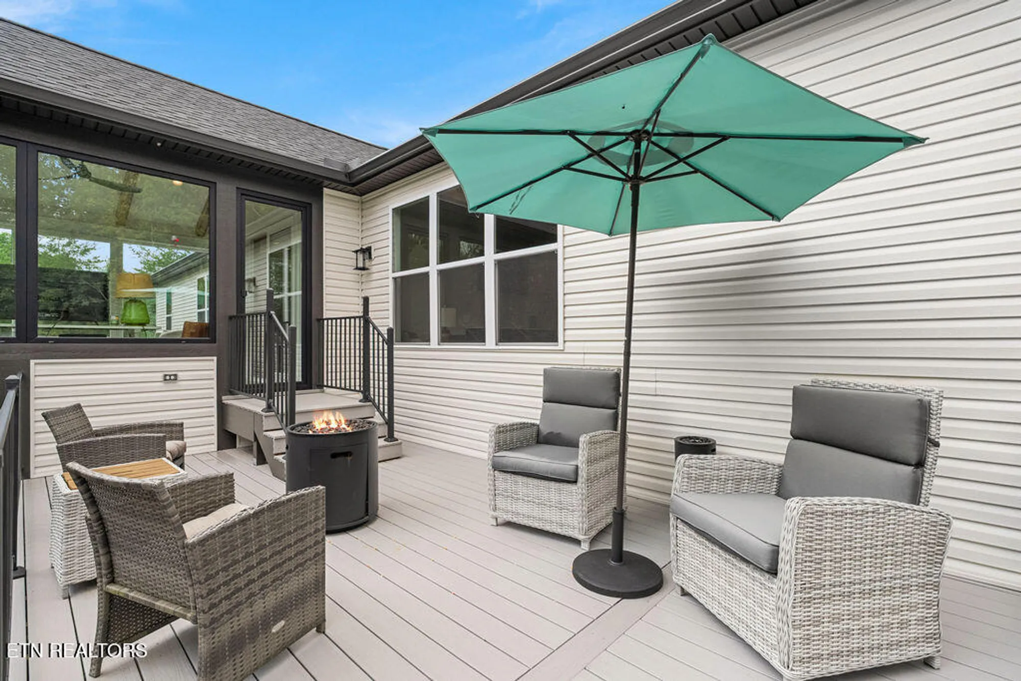 Property Slideshow image 20 of 44 | 213 nuhya trce, Loudon, TN, 37774