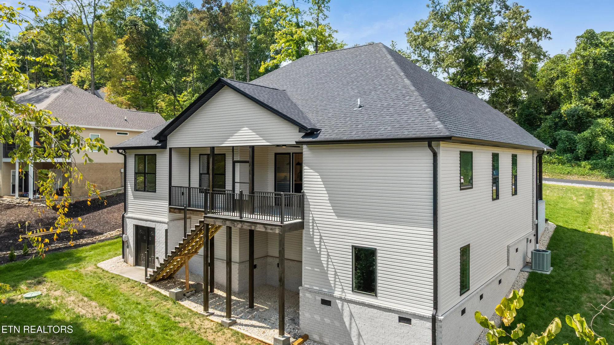 Property Slideshow image 42 of 46 | 118 nuhya way, Loudon, TN, 37774
