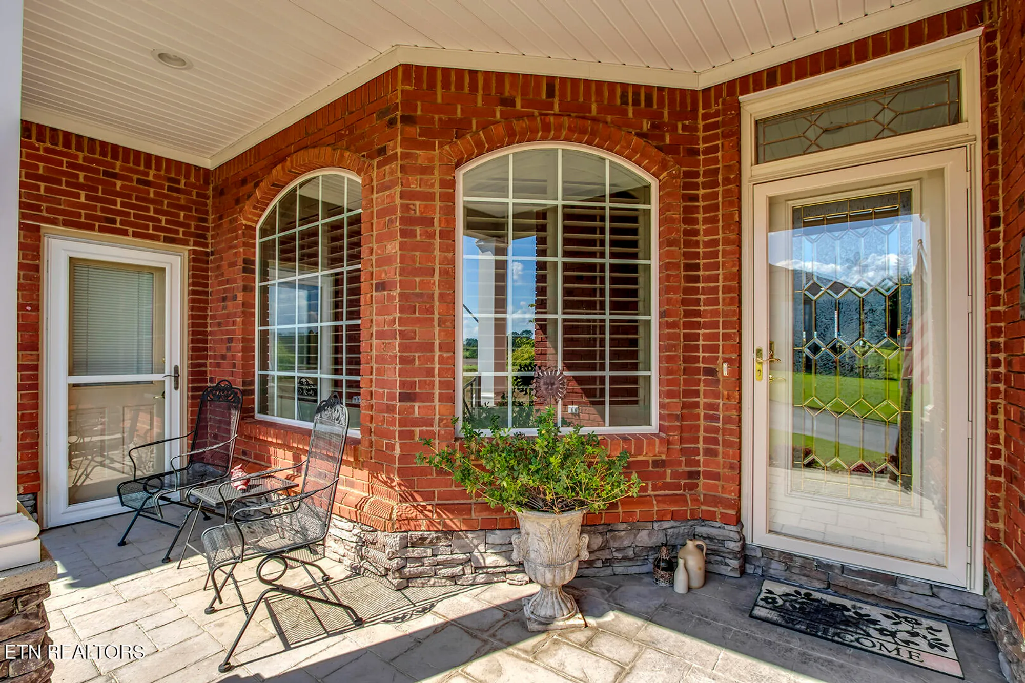 Property Slideshow image 6 of 62 | 117 canaly ln, Loudon, TN, 37774