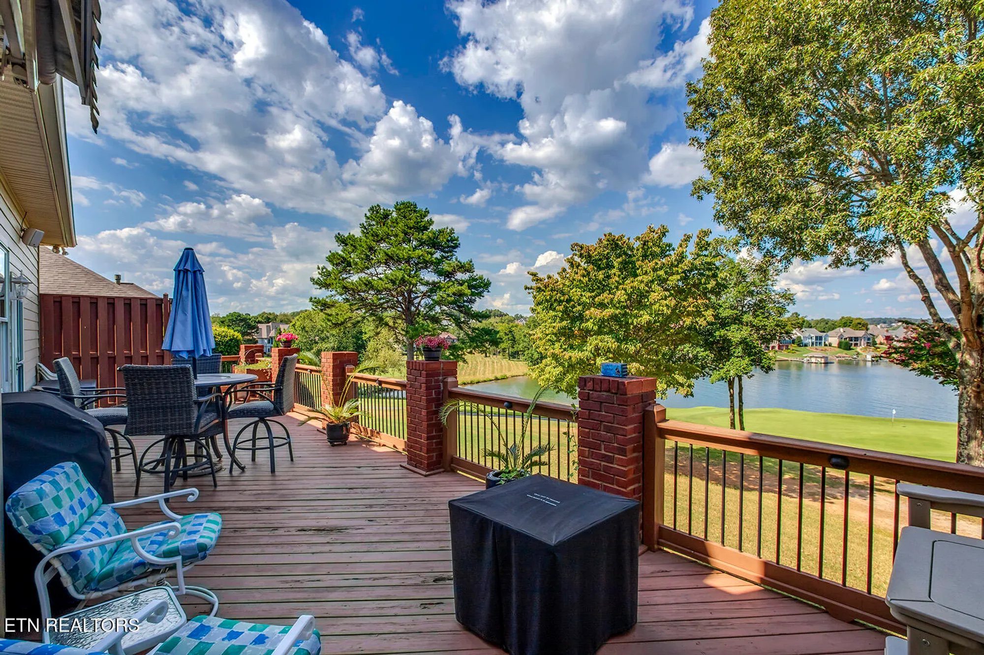 Property Slideshow image 11 of 62 | 117 canaly ln, Loudon, TN, 37774