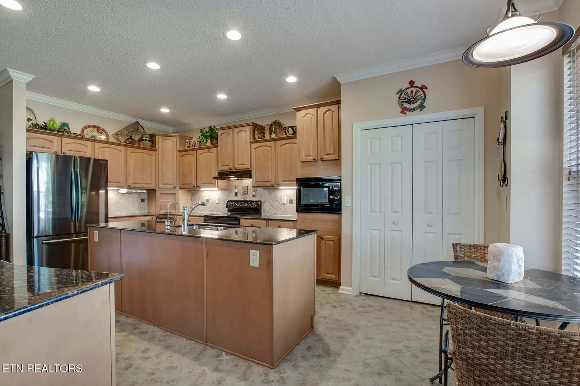 Property Slideshow image 18 of 62 | 117 canaly ln, Loudon, TN, 37774