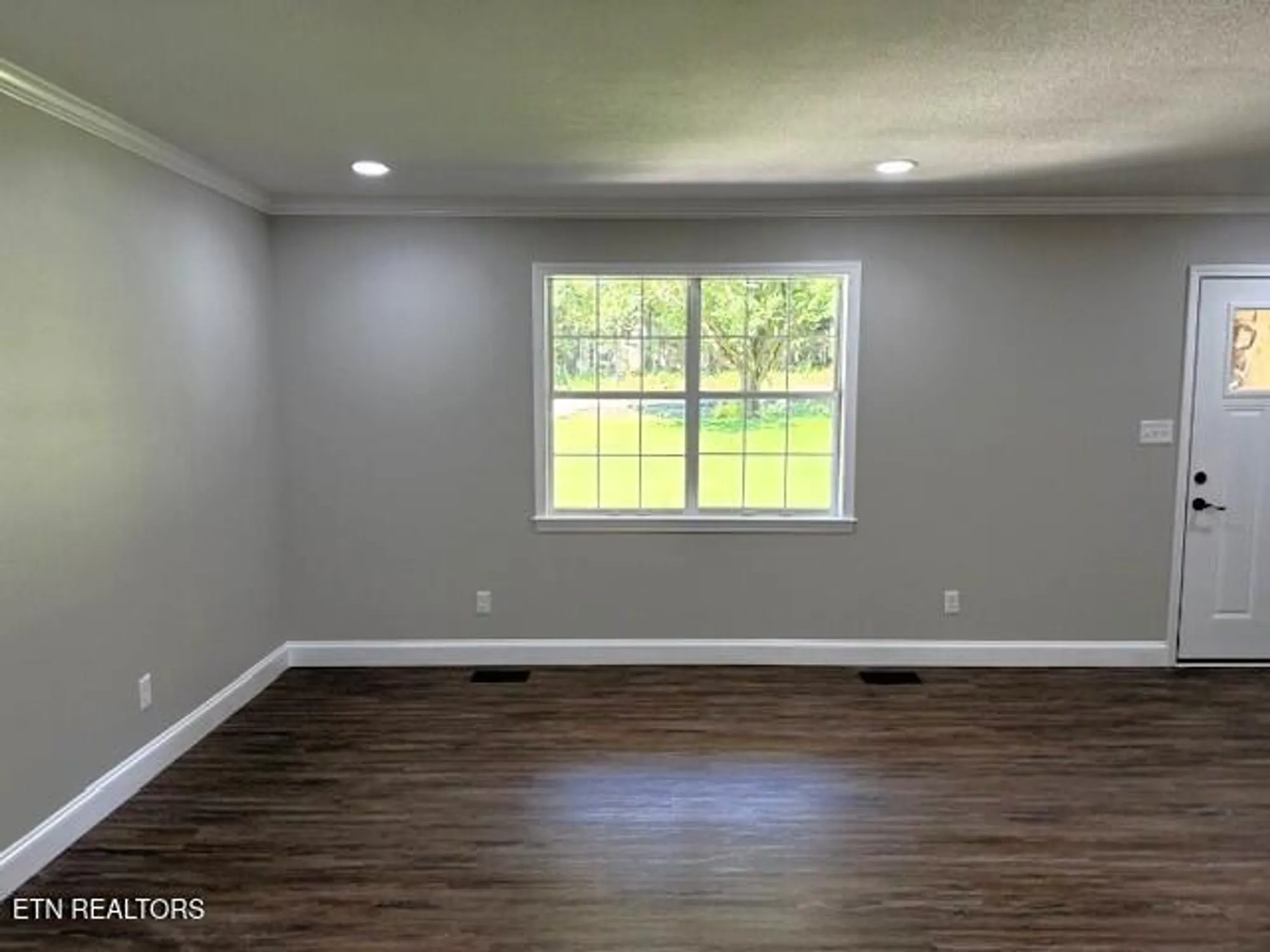 Property Slideshow image 5 of 31 | 506 snead dr, Crossville, TN, 38558