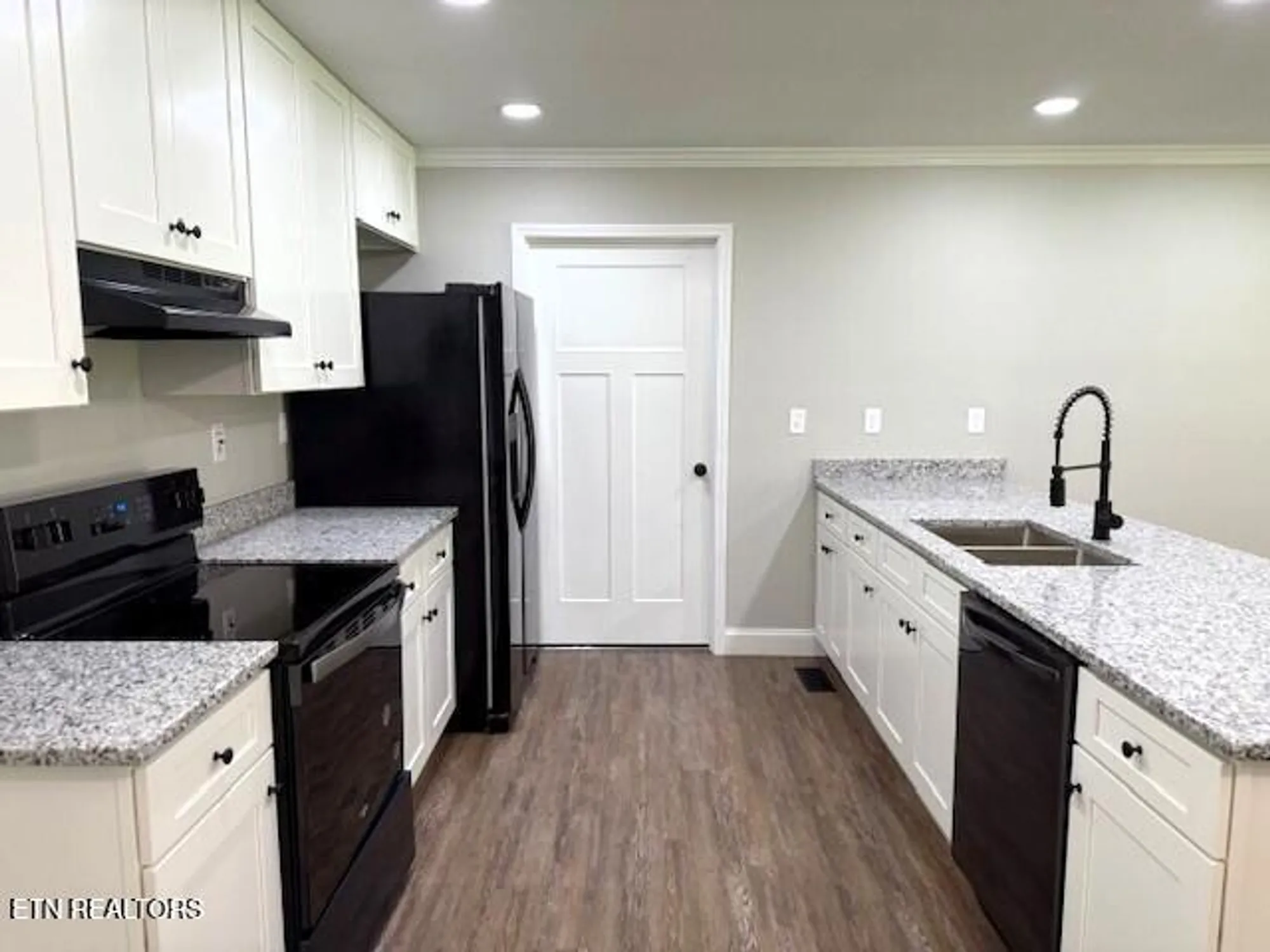 Property Slideshow image 7 of 31 | 506 snead dr, Crossville, TN, 38558
