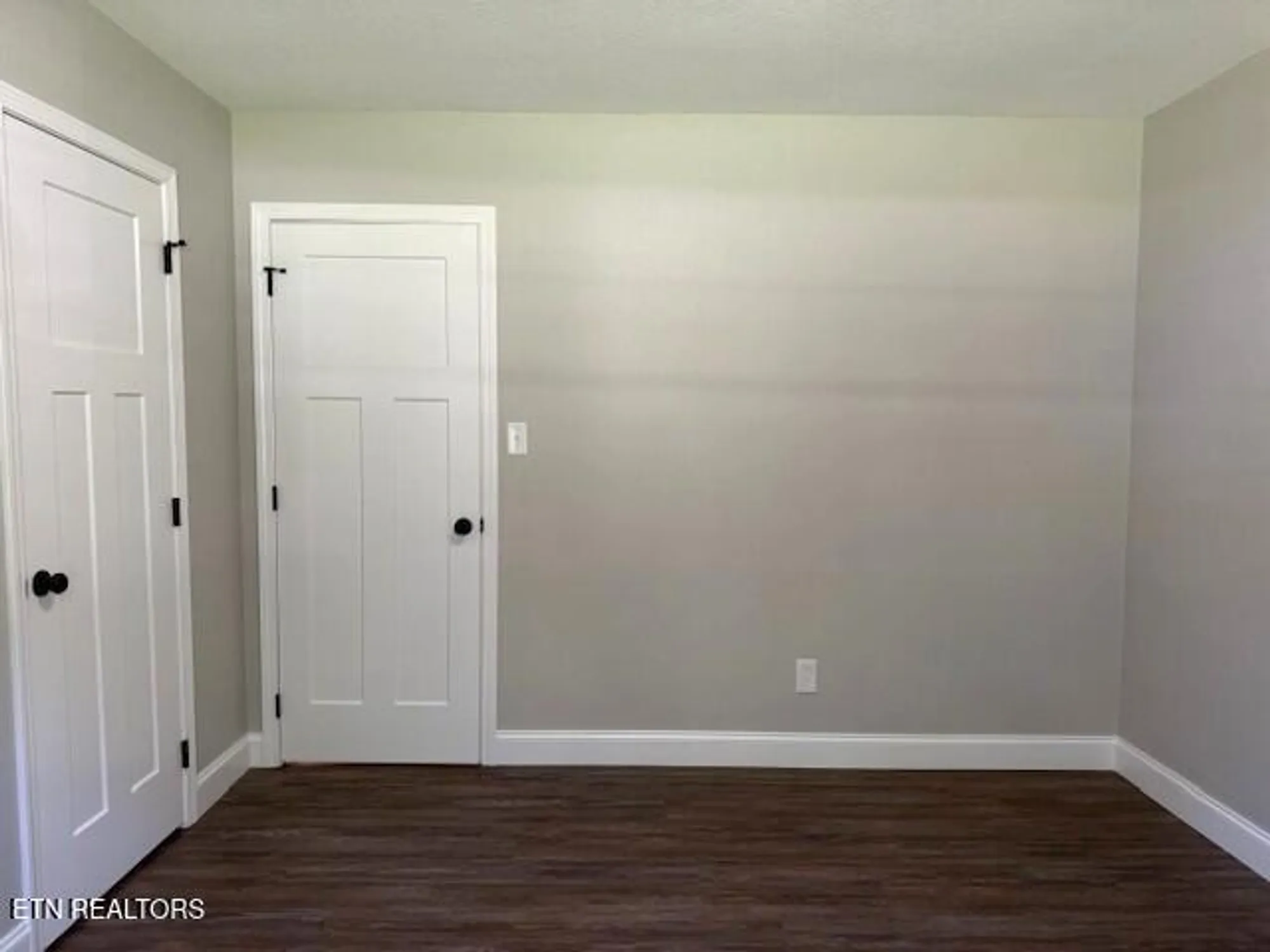 Property Slideshow image 17 of 31 | 506 snead dr, Crossville, TN, 38558