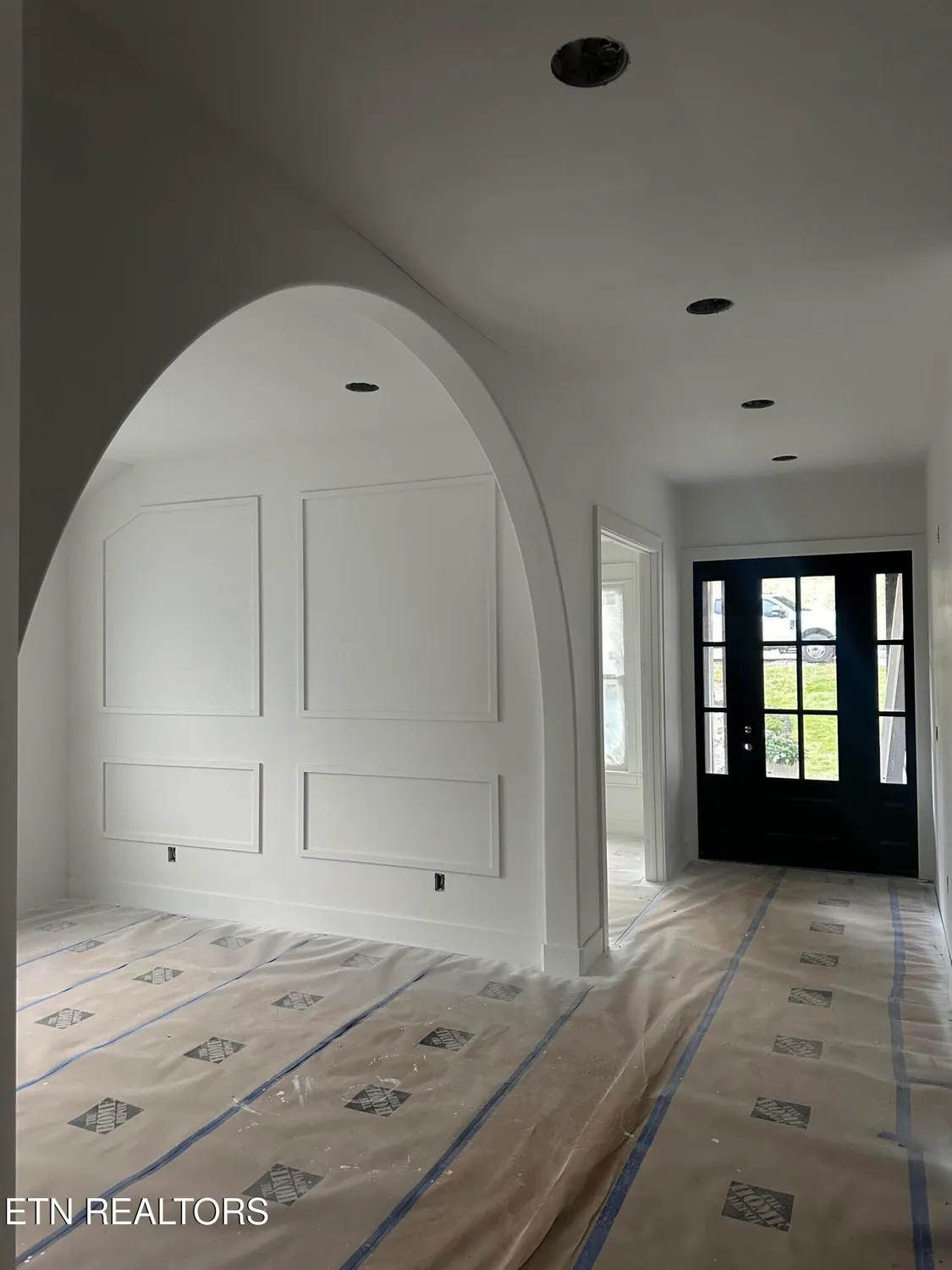 Property Slideshow image 9 of 15 | 279 ootsima way, Loudon, TN, 37774