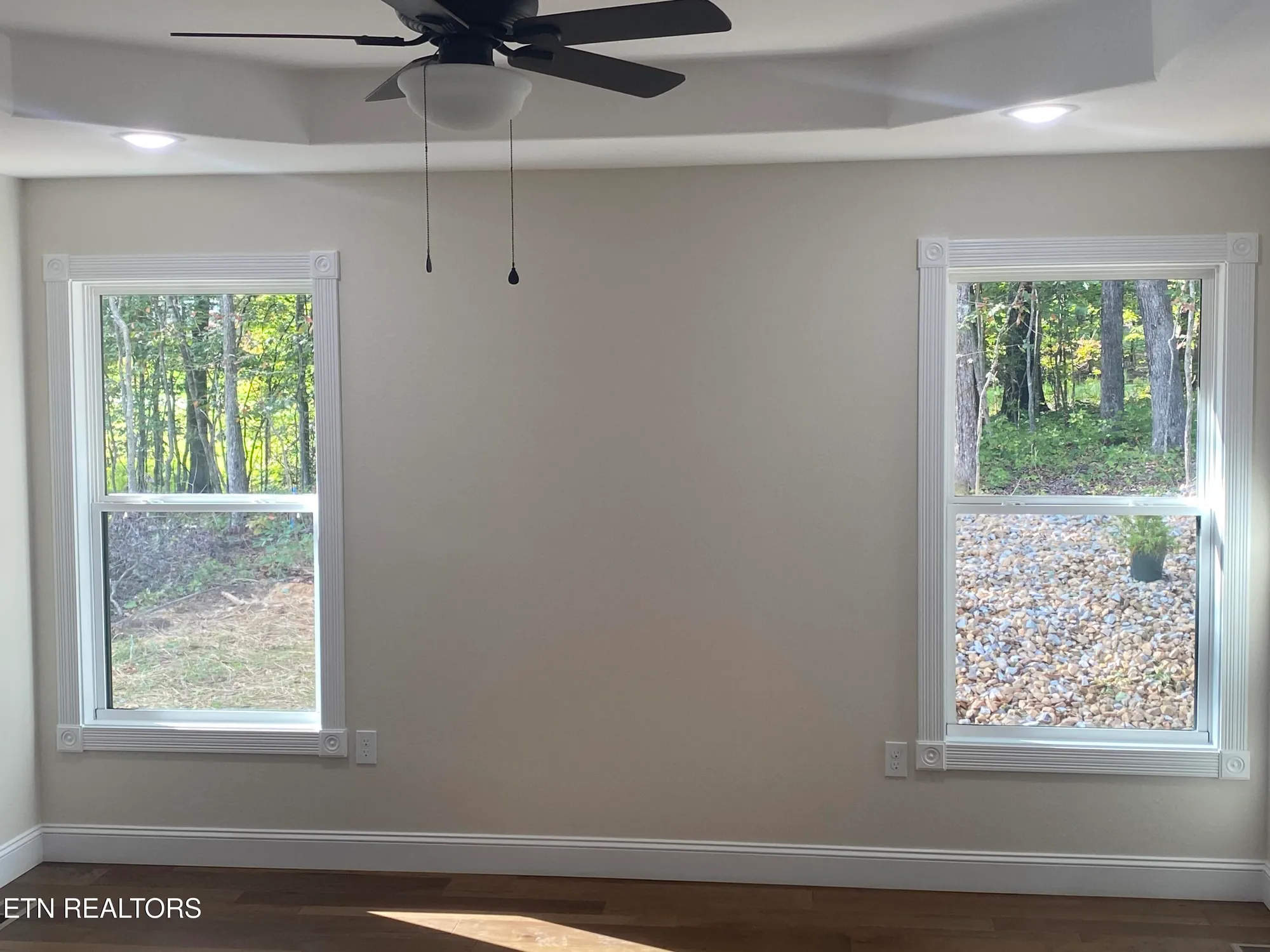 Property Slideshow image 12 of 35 | 233 albemarle cir, Crossville, TN, 38558