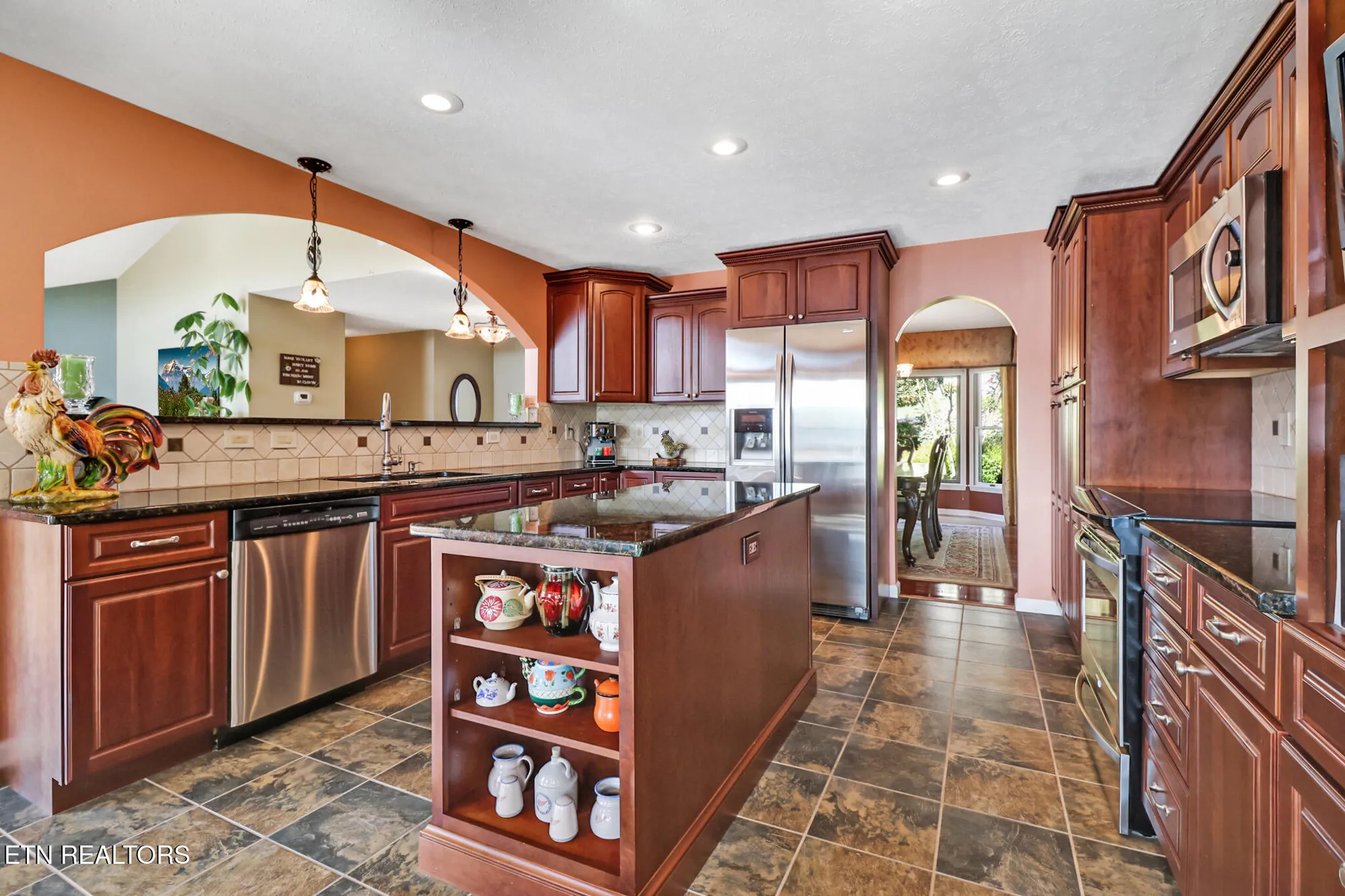 Property Slideshow image 16 of 63 | 16 victoria way, Crossville, TN, 38558