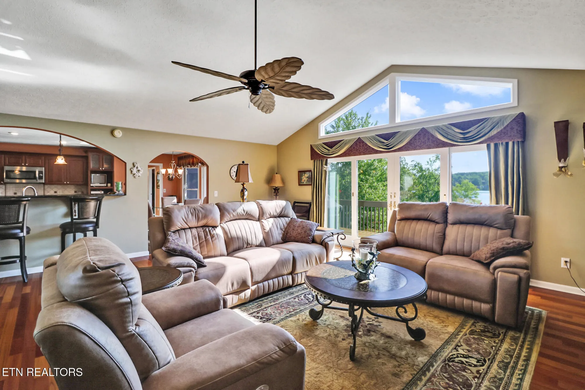 Property Slideshow image 3 of 63 | 16 victoria way, Crossville, TN, 38558