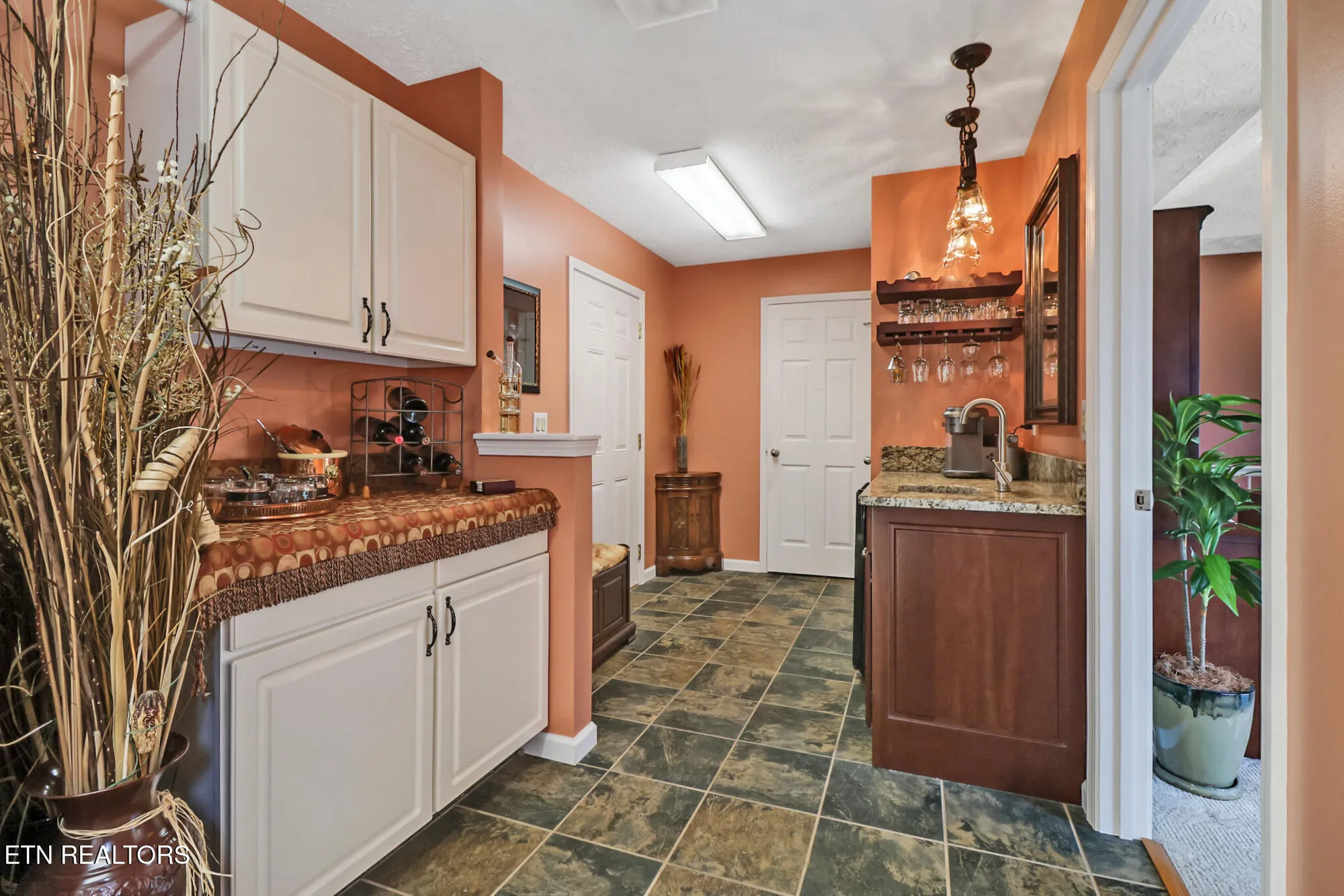 Property Slideshow image 32 of 63 | 16 victoria way, Crossville, TN, 38558