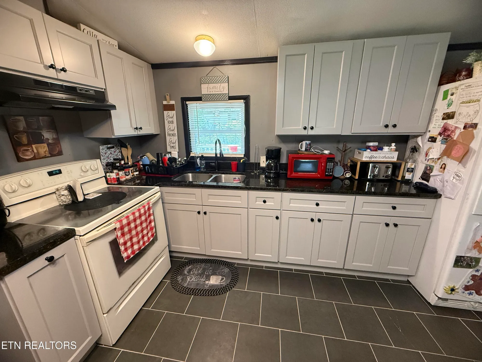 Property Slideshow image 8 of 27 | 247 dartmoor dr, Crossville, TN, 38558