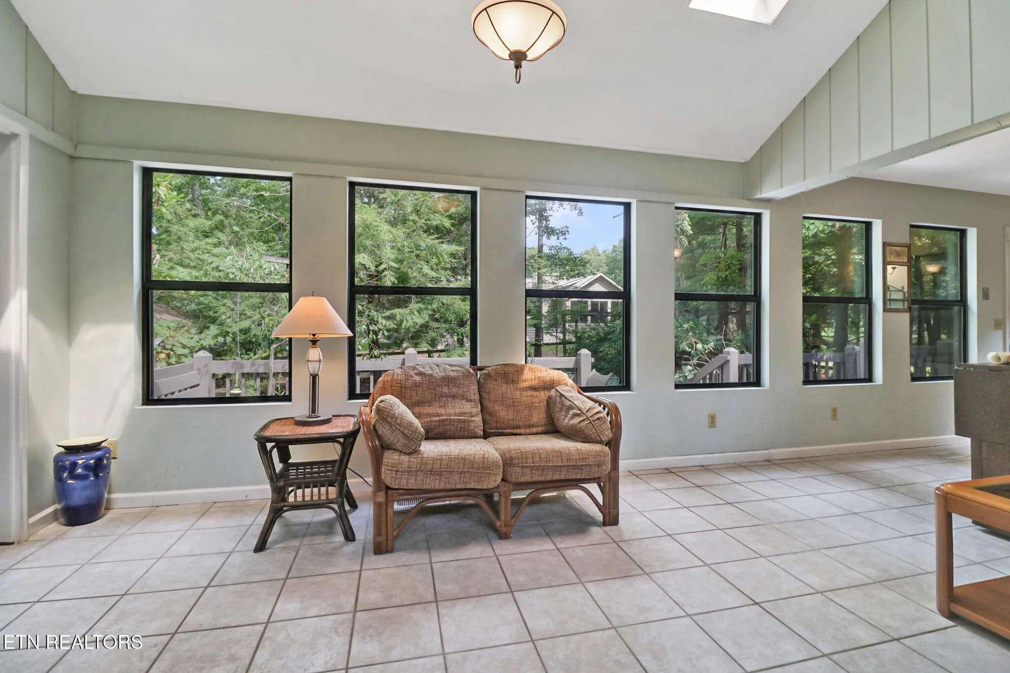 Property Slideshow image 11 of 62 | 124 trafalgar dr, Crossville, TN, 38558