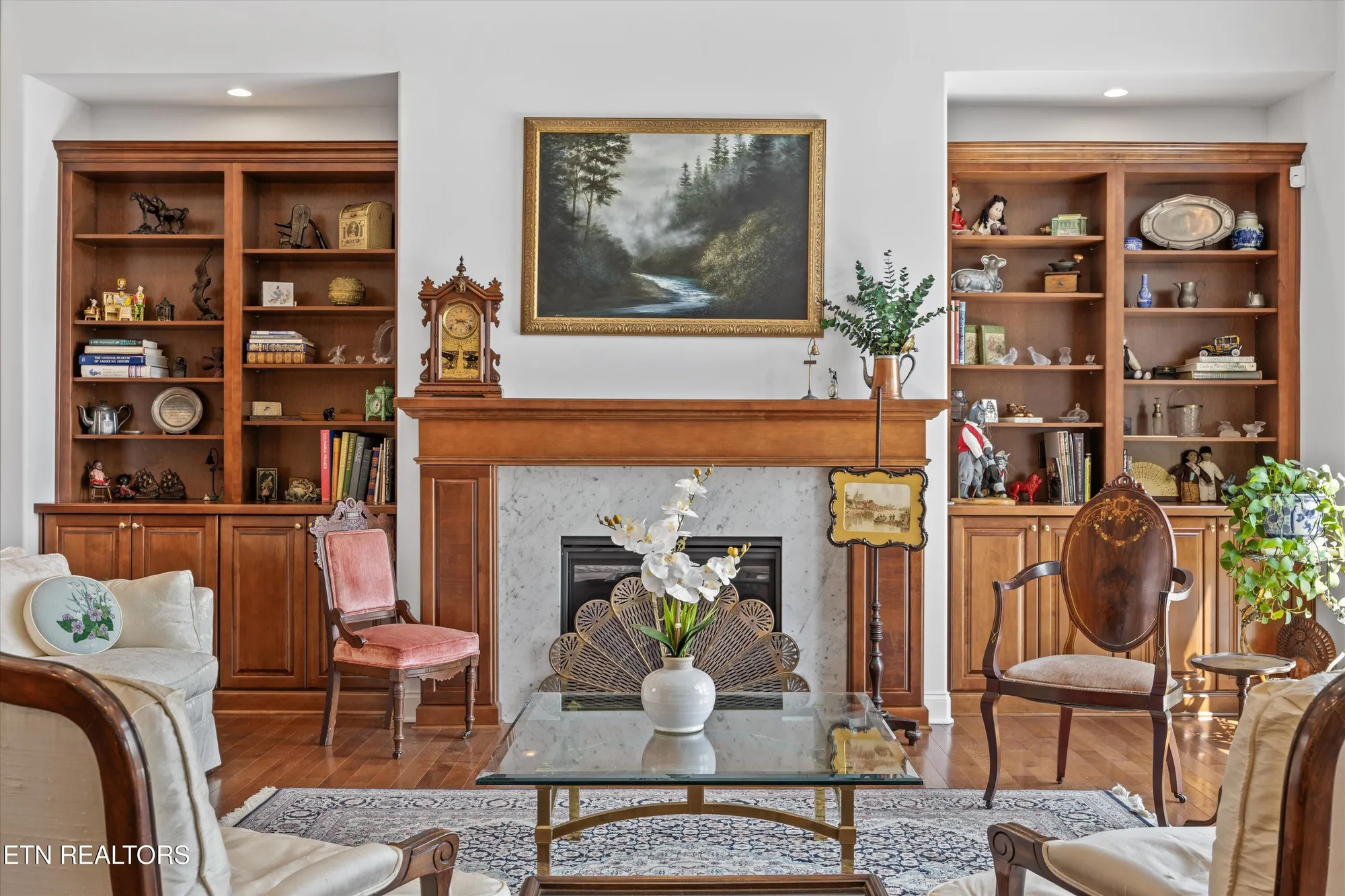 Property Slideshow image 11 of 54 | 302 coweta ct, Loudon, TN, 37774