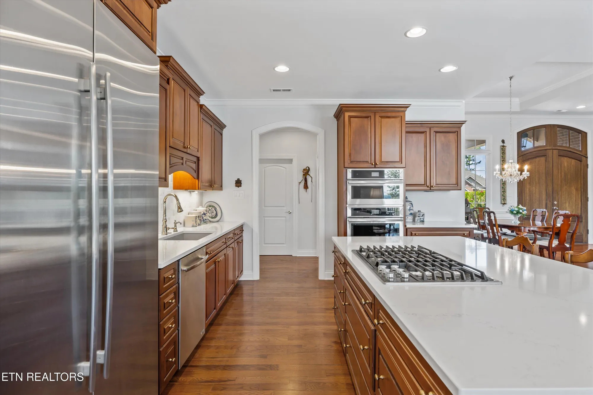 Property Slideshow image 16 of 54 | 302 coweta ct, Loudon, TN, 37774