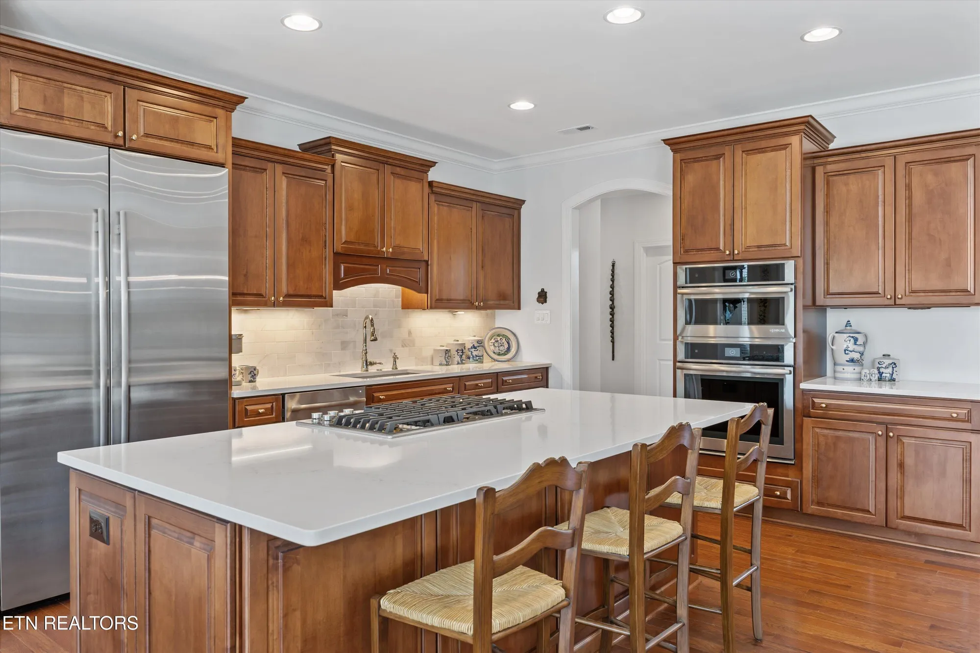 Property Slideshow image 15 of 54 | 302 coweta ct, Loudon, TN, 37774