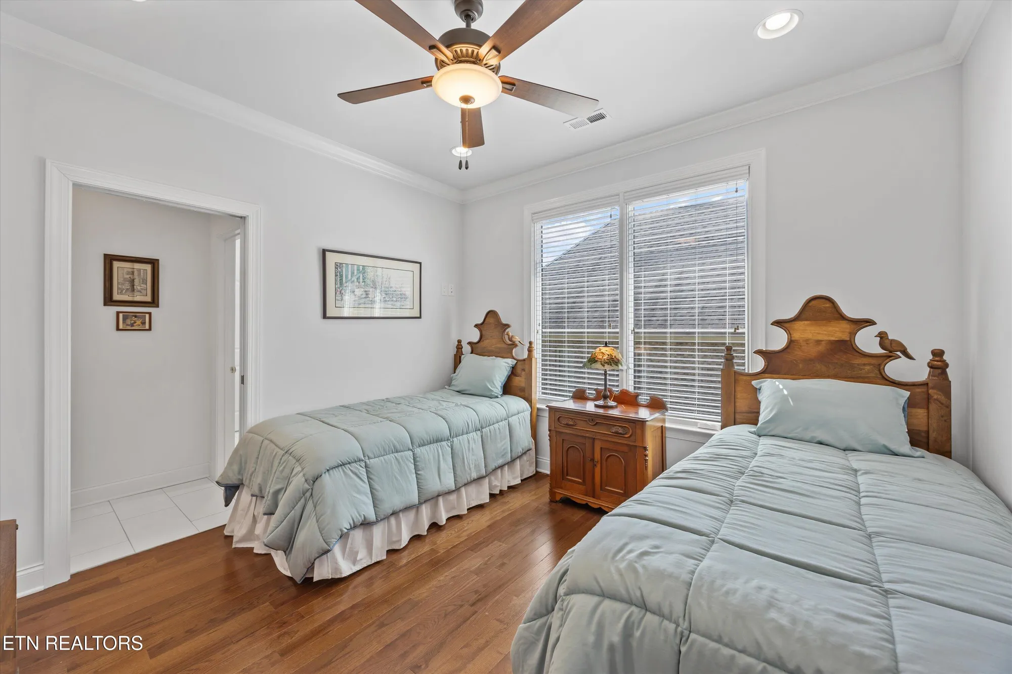 Property Slideshow image 26 of 54 | 302 coweta ct, Loudon, TN, 37774