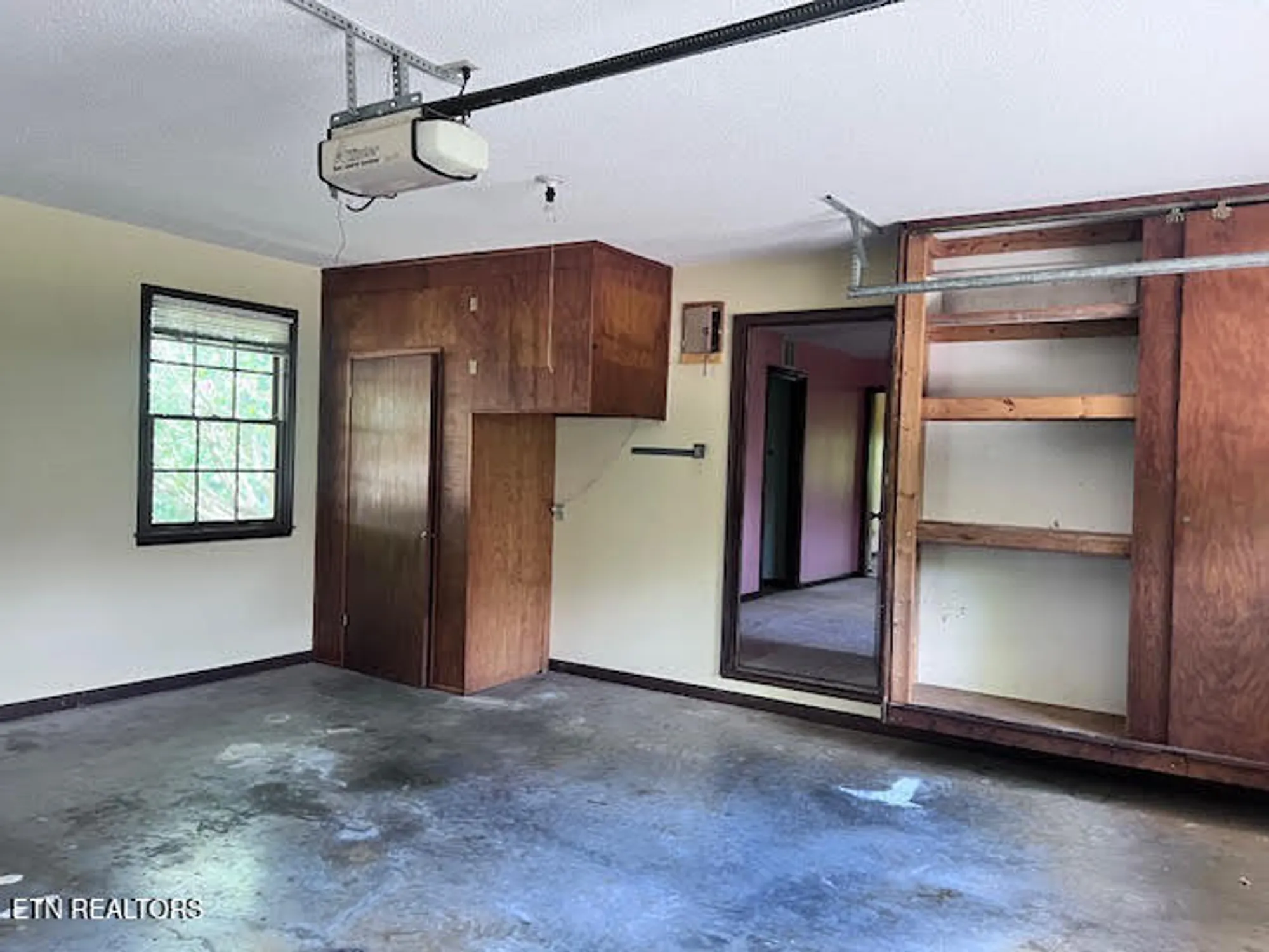 Property Slideshow image 30 of 30 | 223 saligugi cir, Loudon, TN, 37774