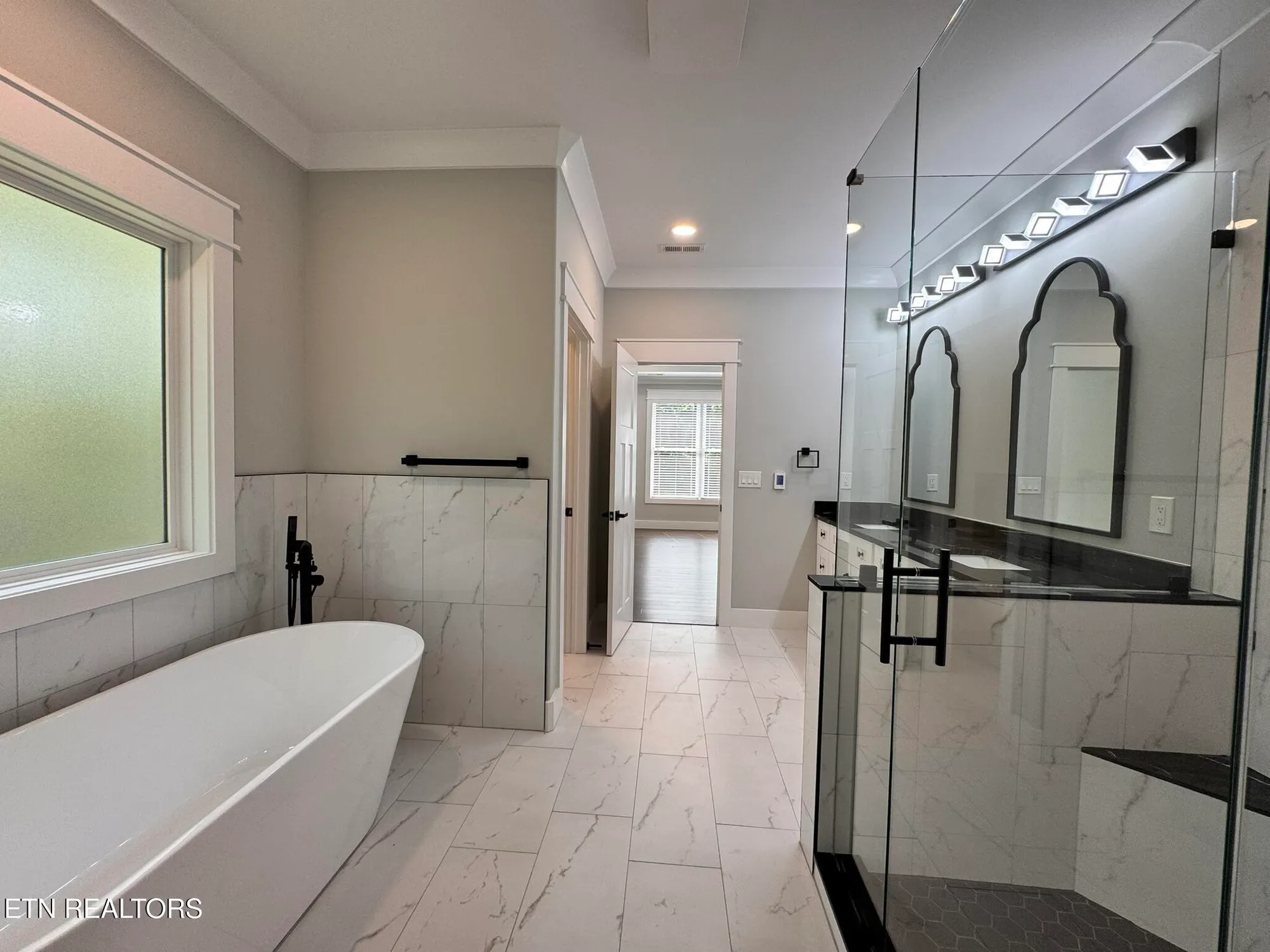 Property Slideshow image 29 of 50 | 264 elohi way, Loudon, TN, 37774