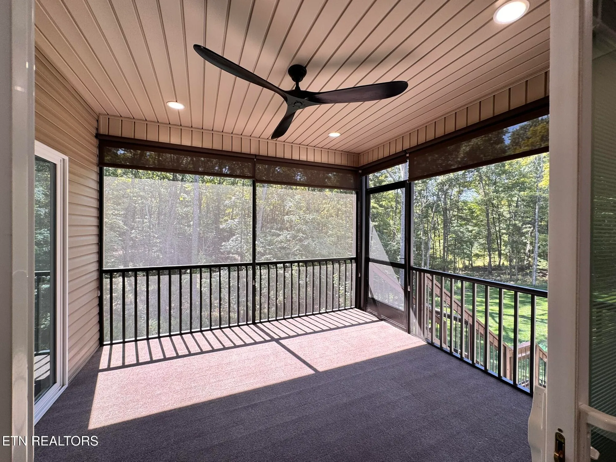 Property Slideshow image 36 of 50 | 264 elohi way, Loudon, TN, 37774