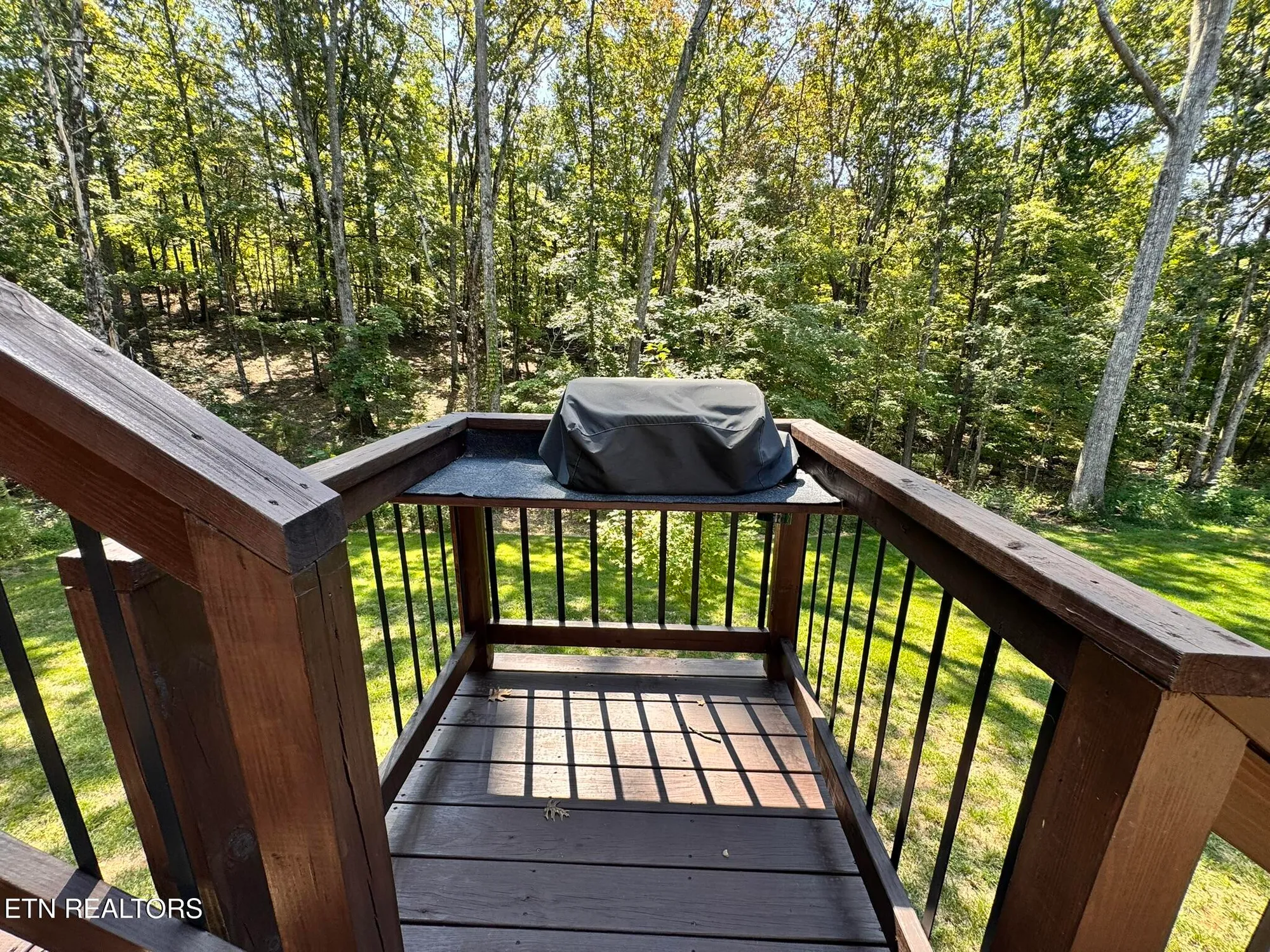 Property Slideshow image 41 of 50 | 264 elohi way, Loudon, TN, 37774