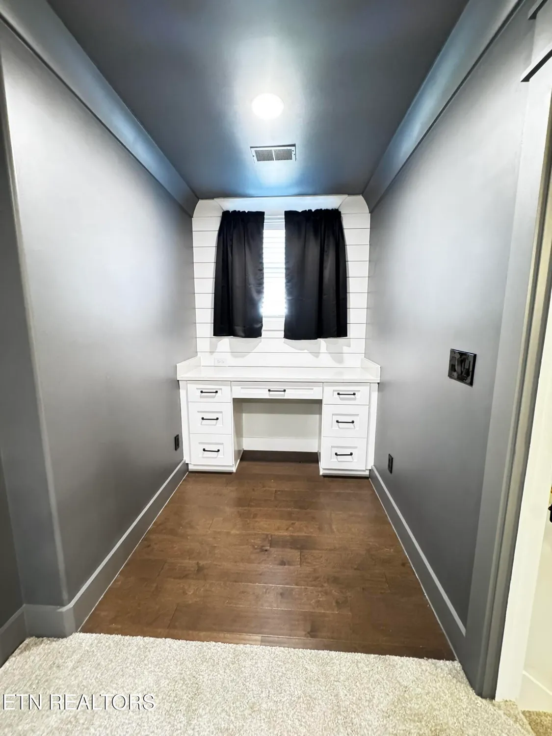 Property Slideshow image 21 of 50 | 264 elohi way, Loudon, TN, 37774