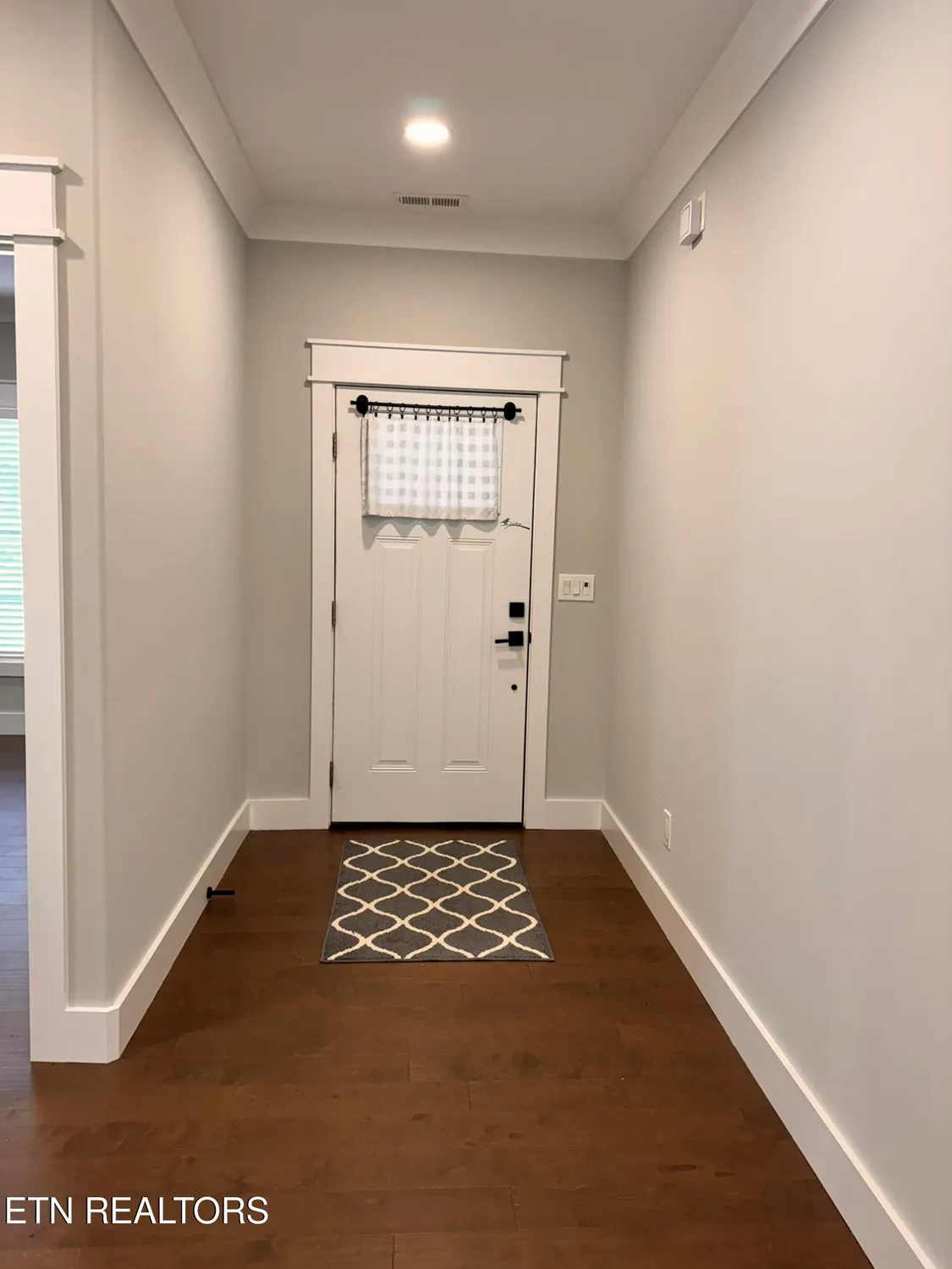 Property Slideshow image 5 of 50 | 264 elohi way, Loudon, TN, 37774