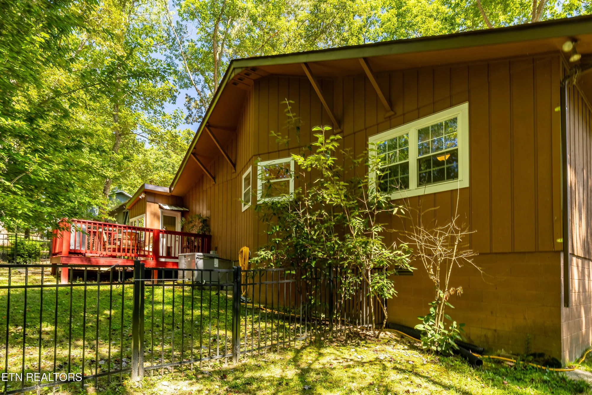 Property Slideshow image 12 of 56 | 112 jasper dr, Crossville, TN, 38558