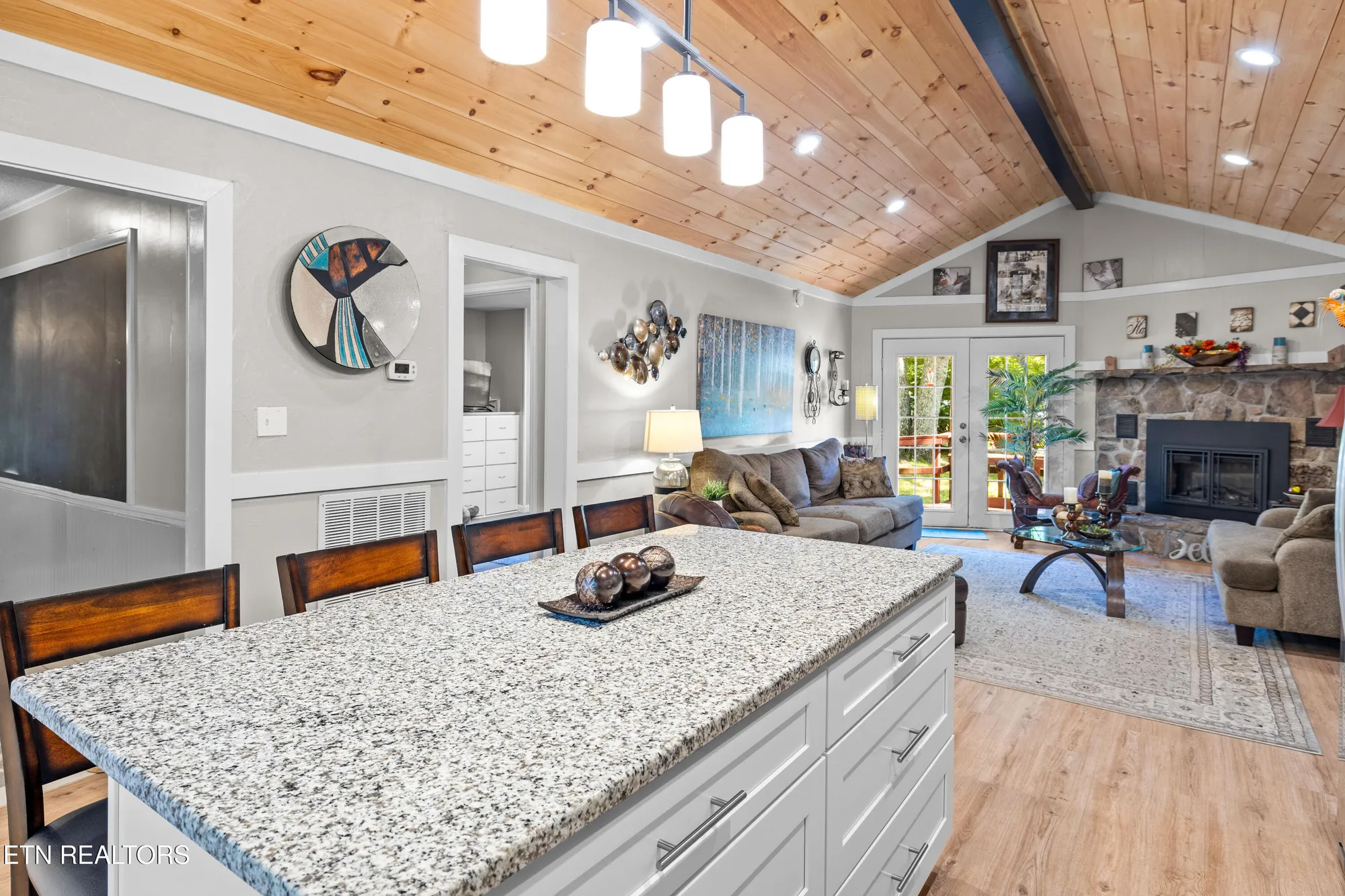 Property Slideshow image 25 of 56 | 112 jasper dr, Crossville, TN, 38558